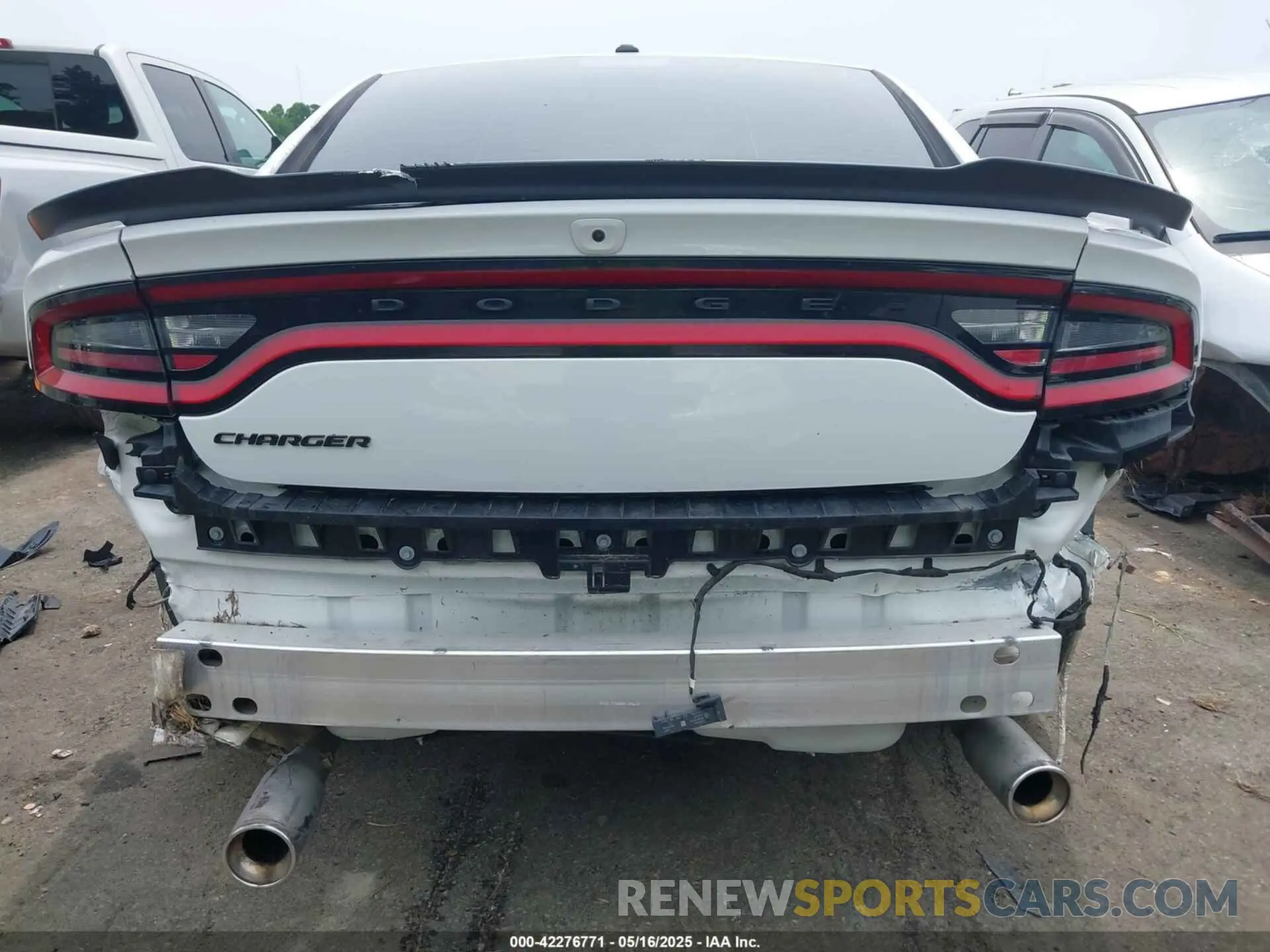 17 Photograph of a damaged car 2C3CDXBG7NH243476 DODGE CHARGER 2022