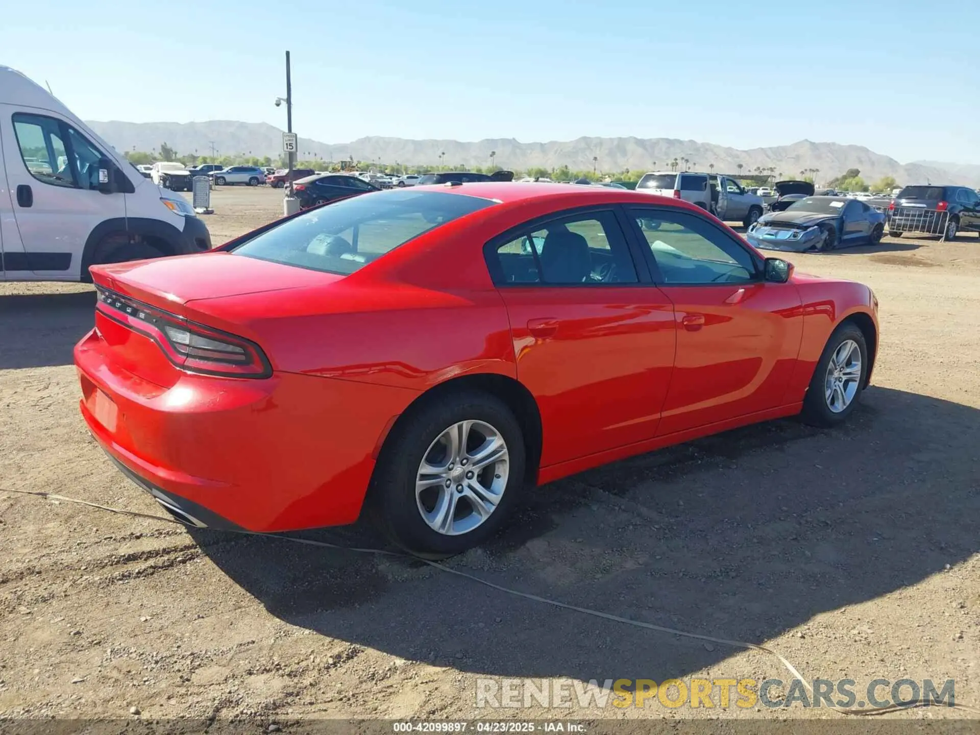 4 Photograph of a damaged car 2C3CDXBG8NH208316 DODGE CHARGER 2022