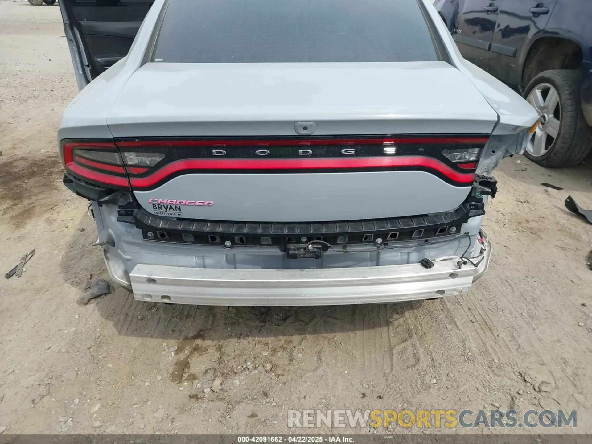 6 Photograph of a damaged car 2C3CDXBG8NH235161 DODGE CHARGER 2022