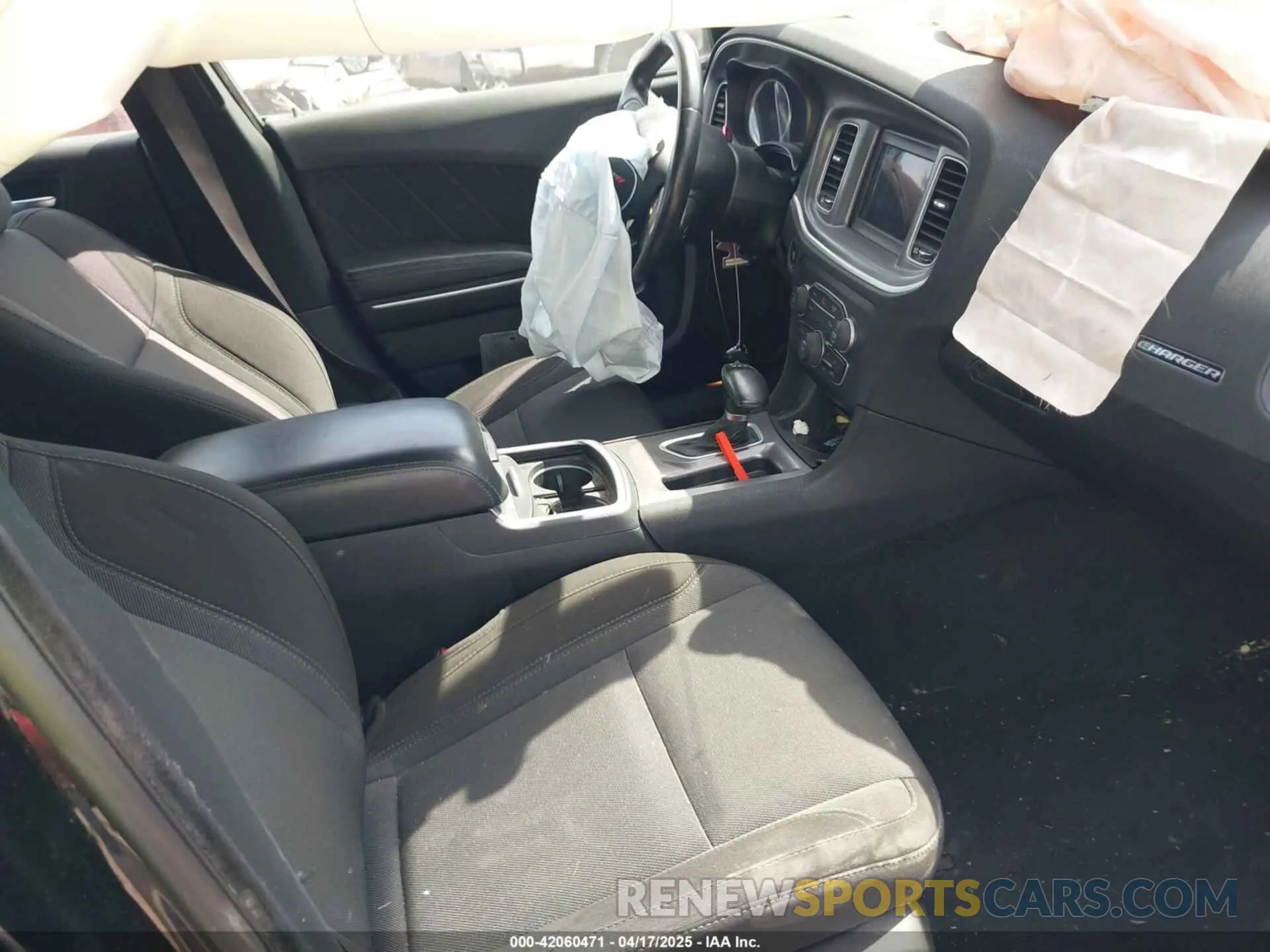 5 Photograph of a damaged car 2C3CDXBG8NH240022 DODGE CHARGER 2022