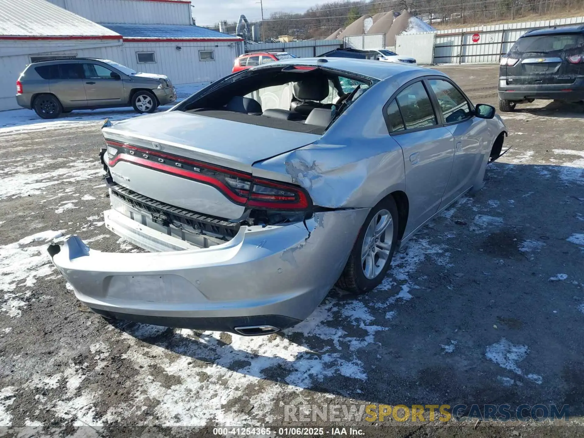 4 Photograph of a damaged car 2C3CDXBG9NH118995 DODGE CHARGER 2022