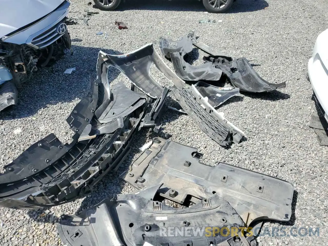 12 Photograph of a damaged car 2C3CDXBG9NH143251 DODGE CHARGER 2022