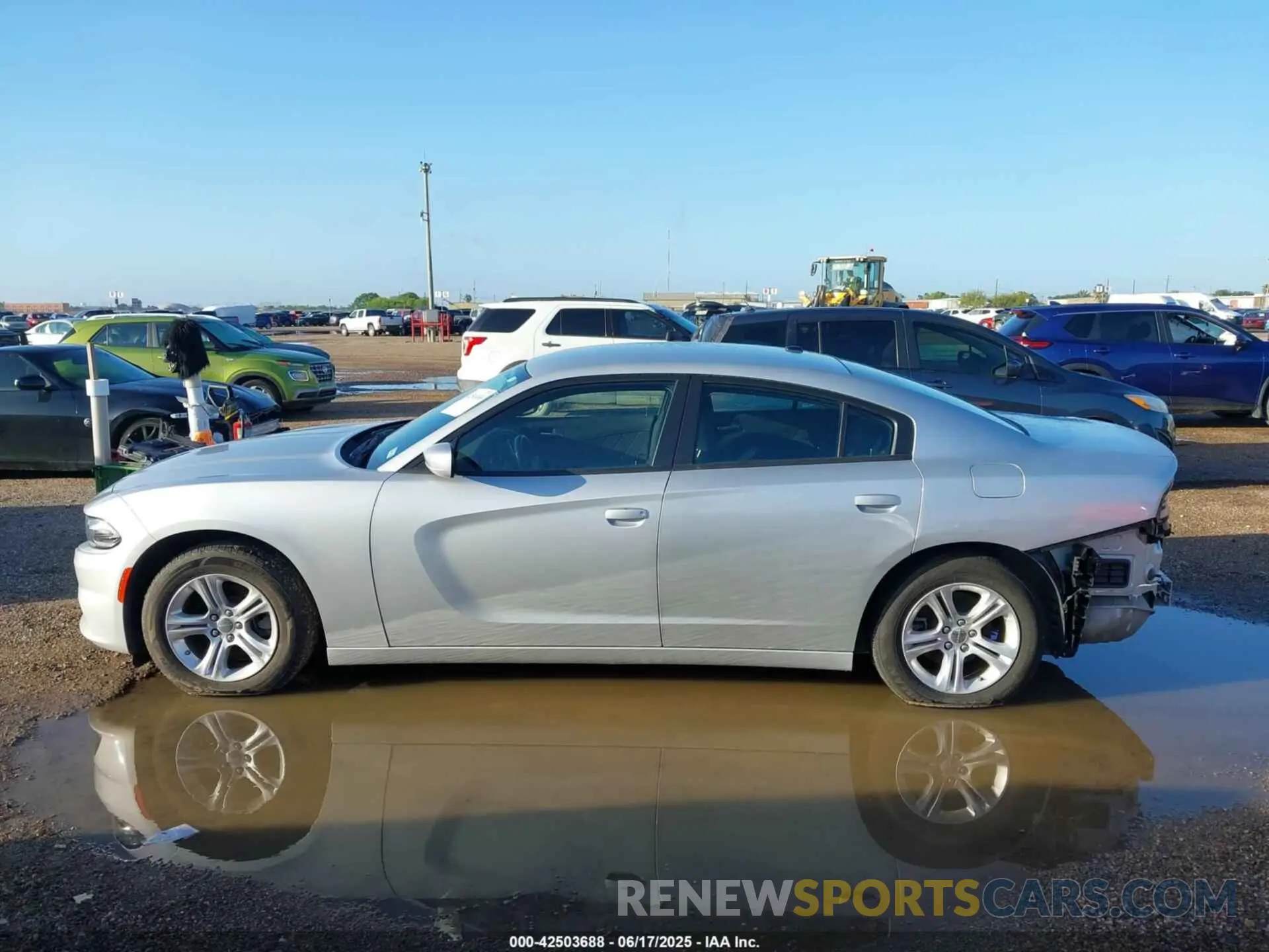14 Photograph of a damaged car 2C3CDXBG9NH250526 DODGE CHARGER 2022