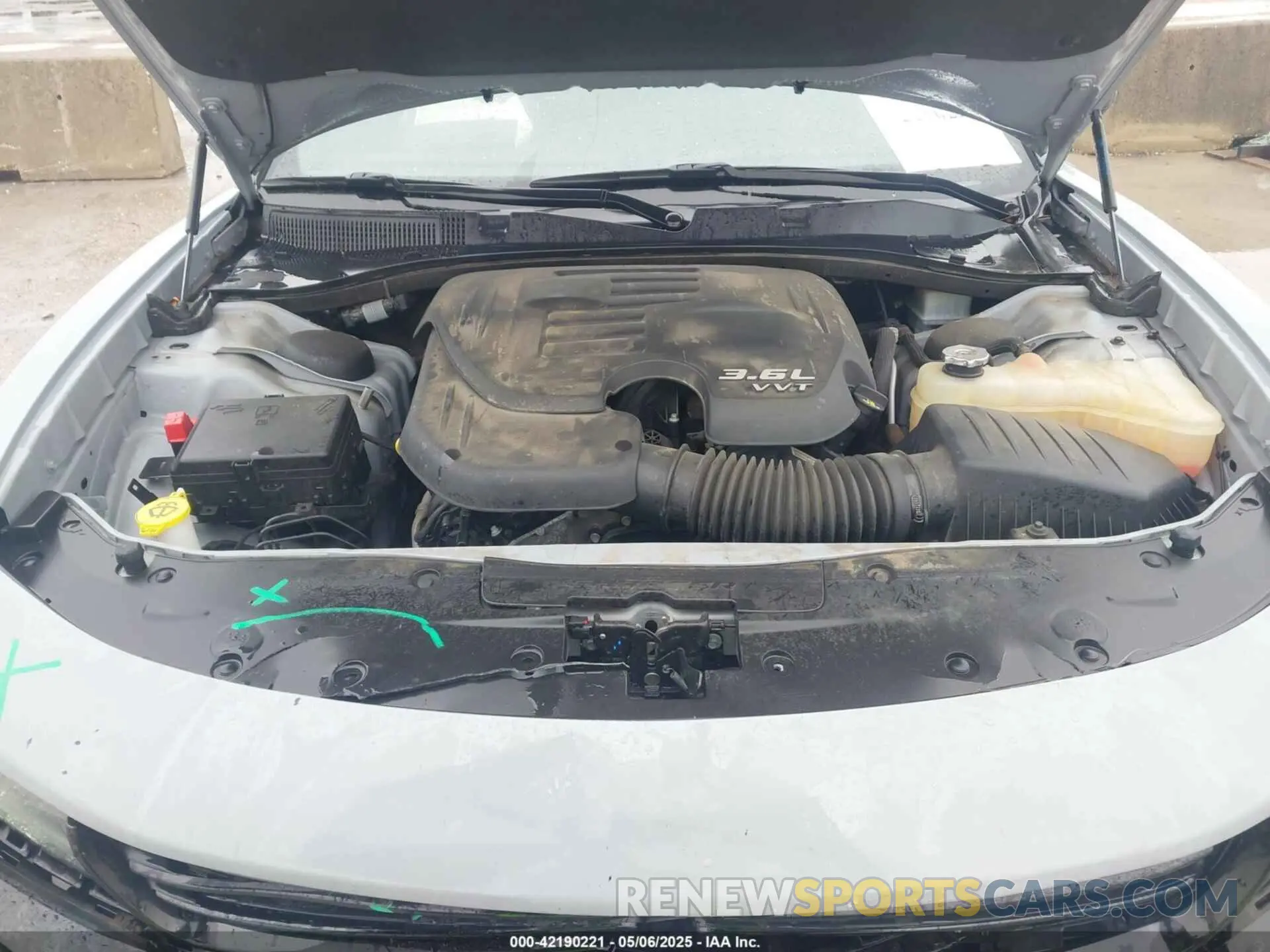 10 Photograph of a damaged car 2C3CDXBGXNH161743 DODGE CHARGER 2022
