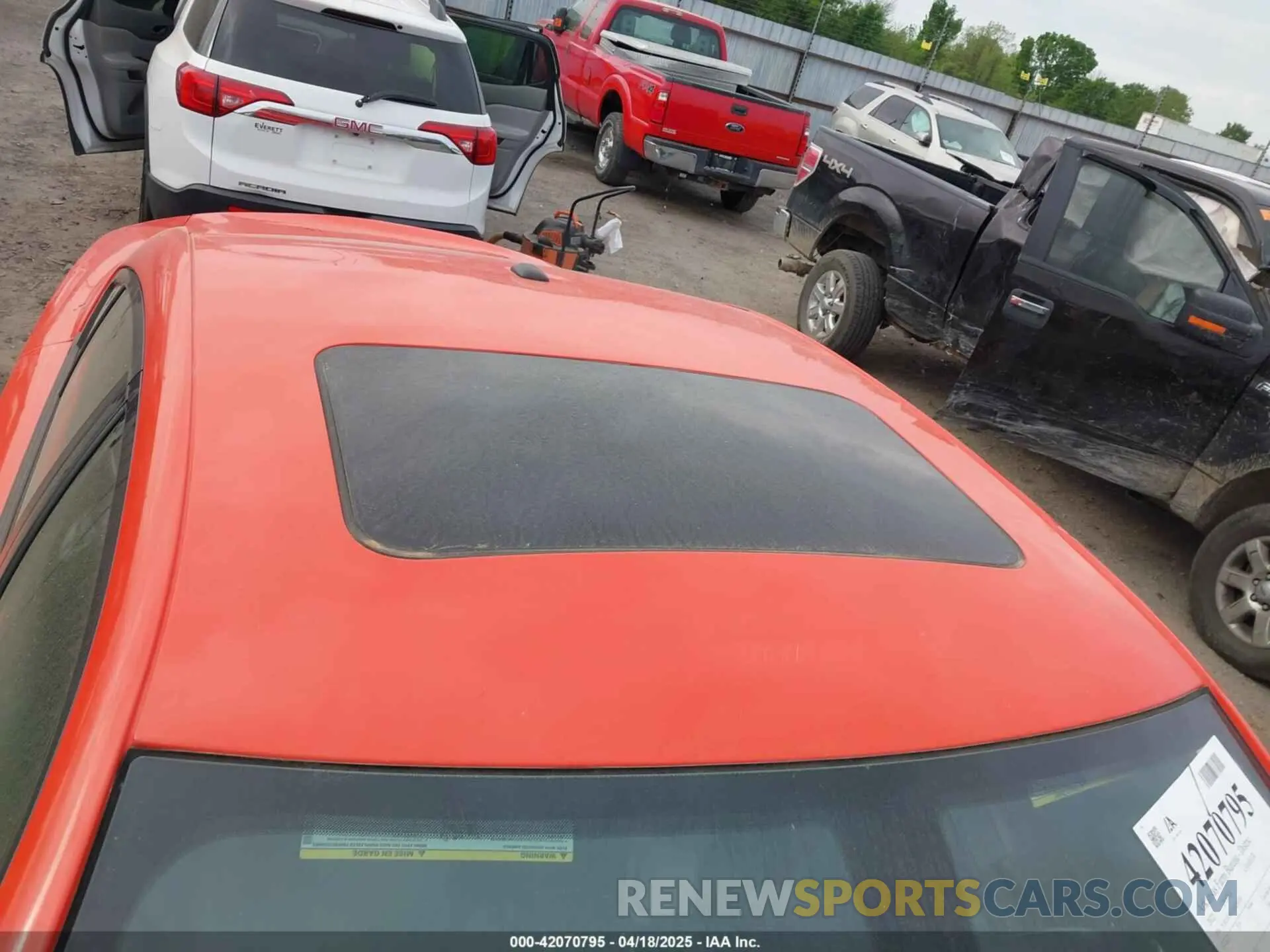 12 Photograph of a damaged car 2C3CDXBGXNH256769 DODGE CHARGER 2022