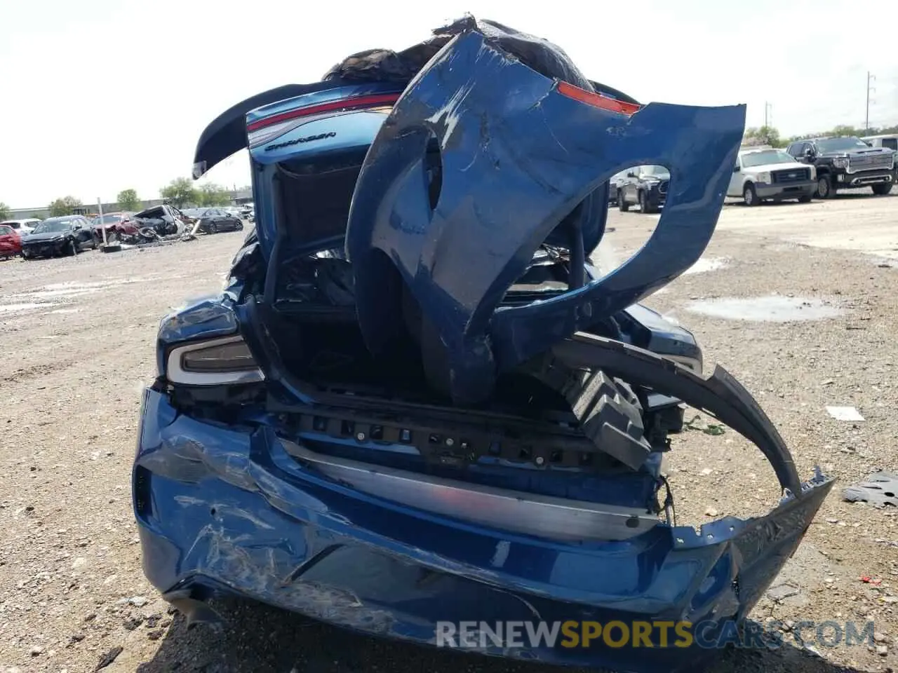 6 Photograph of a damaged car 2C3CDXCT1NH235868 DODGE CHARGER 2022