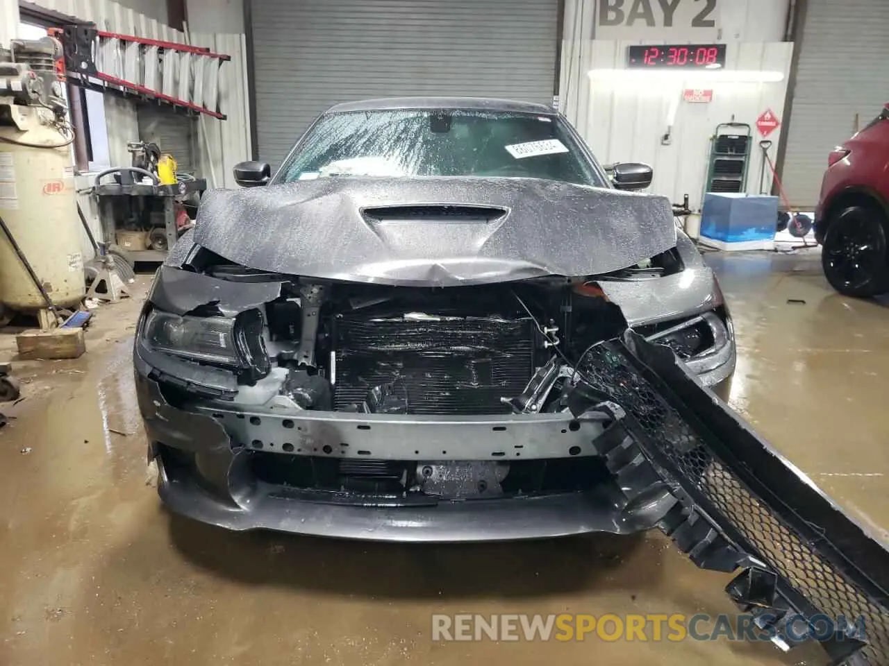 5 Photograph of a damaged car 2C3CDXCT3NH231949 DODGE CHARGER 2022