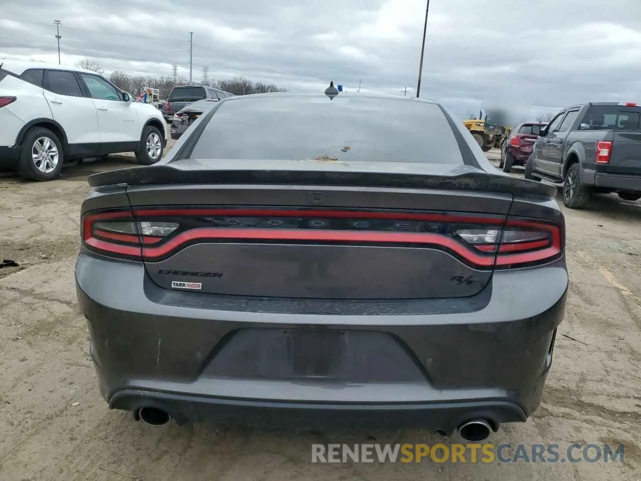 6 Photograph of a damaged car 2C3CDXCT3NH262151 DODGE CHARGER 2022
