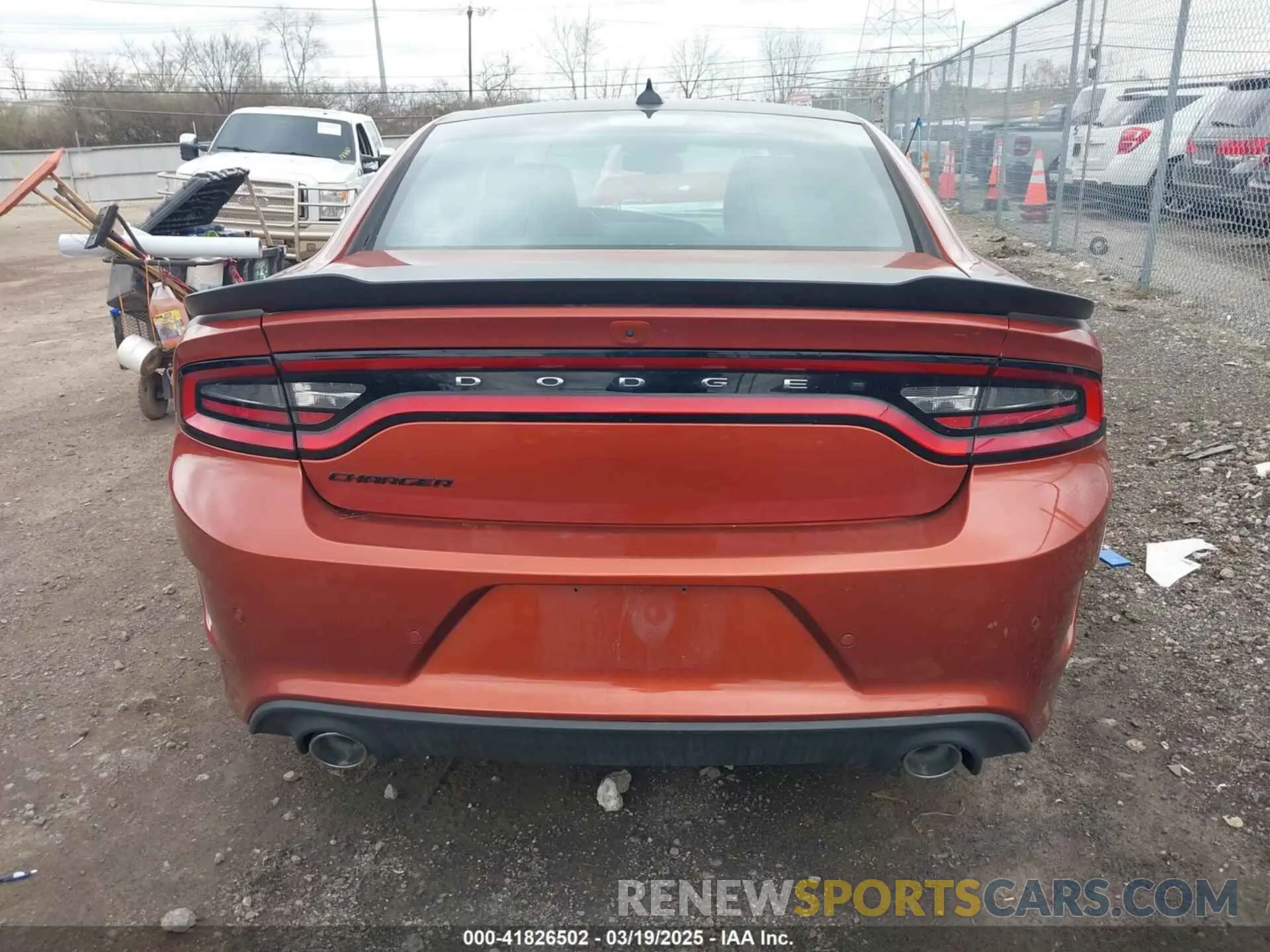 16 Photograph of a damaged car 2C3CDXCT4NH183670 DODGE CHARGER 2022