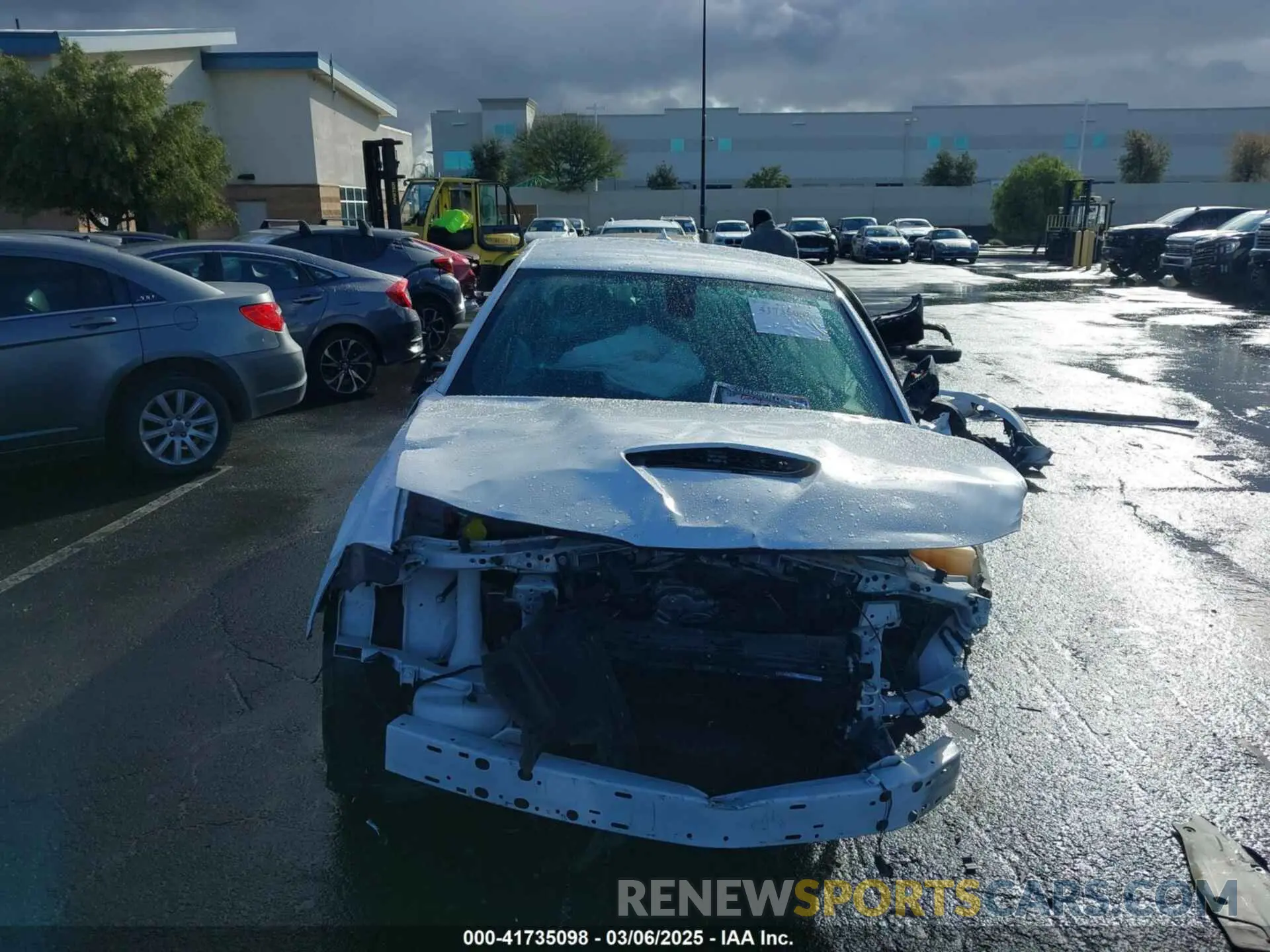 12 Photograph of a damaged car 2C3CDXCT4NH202170 DODGE CHARGER 2022