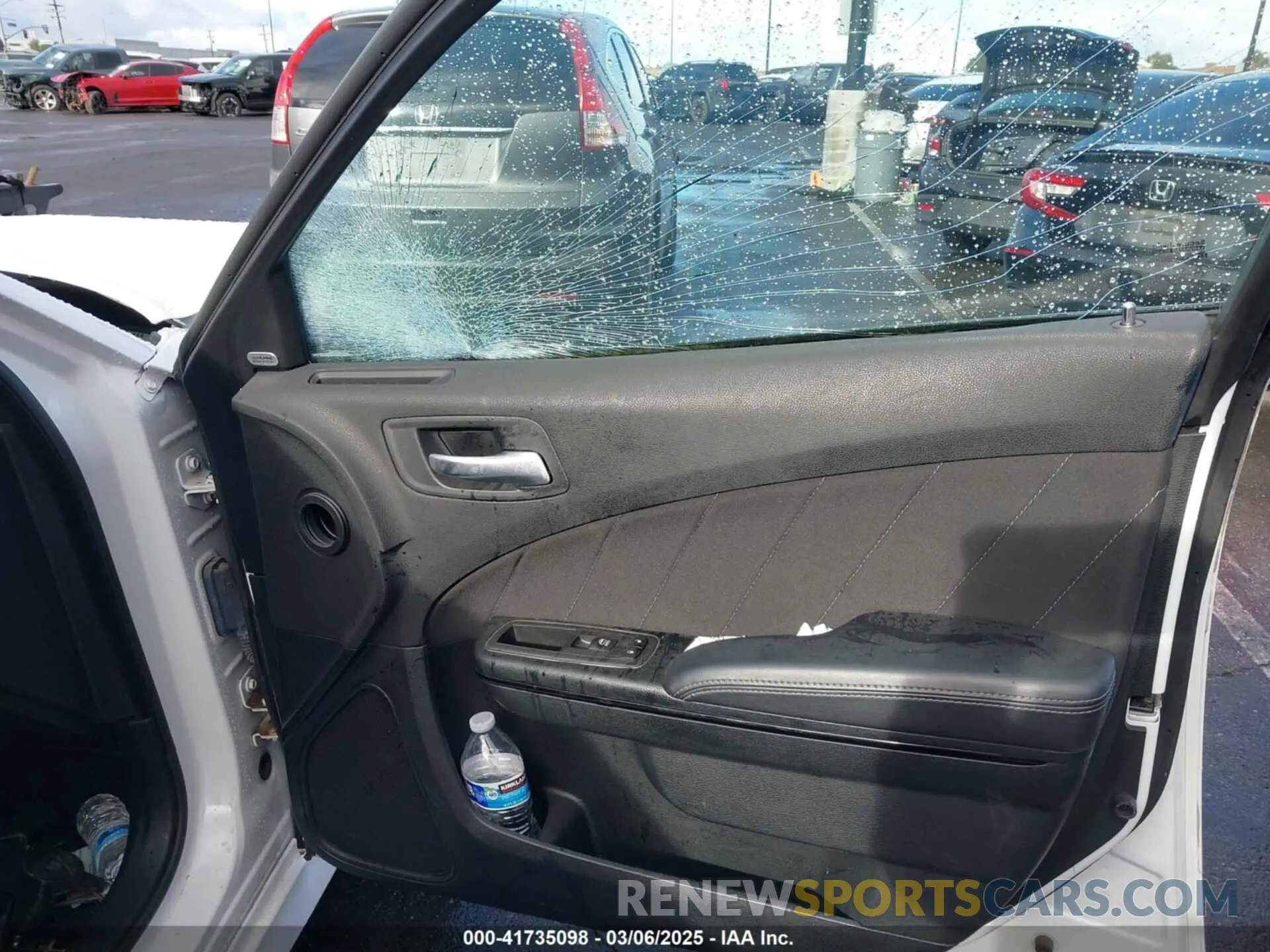 17 Photograph of a damaged car 2C3CDXCT4NH202170 DODGE CHARGER 2022
