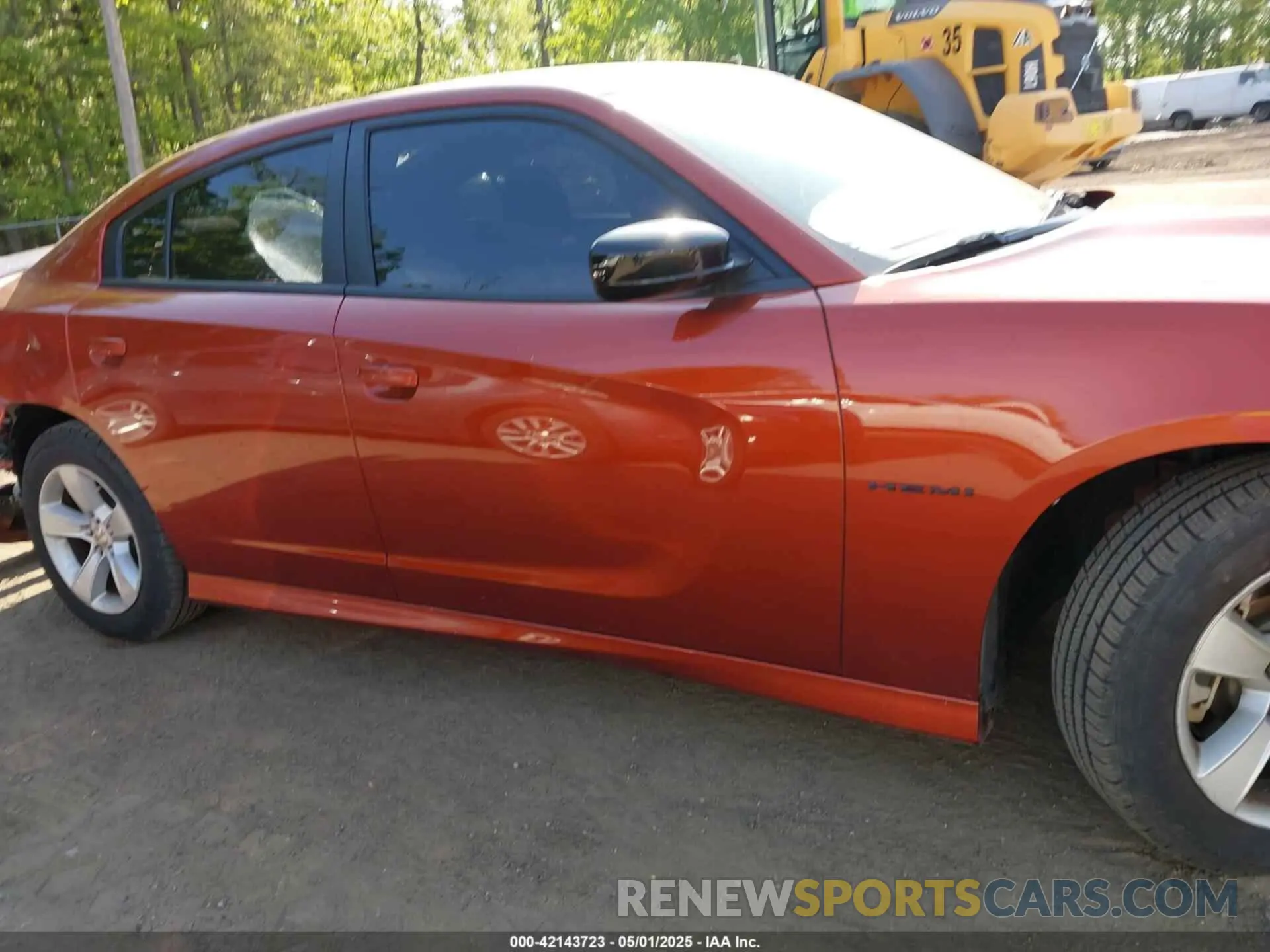 14 Photograph of a damaged car 2C3CDXCT4NH208454 DODGE CHARGER 2022