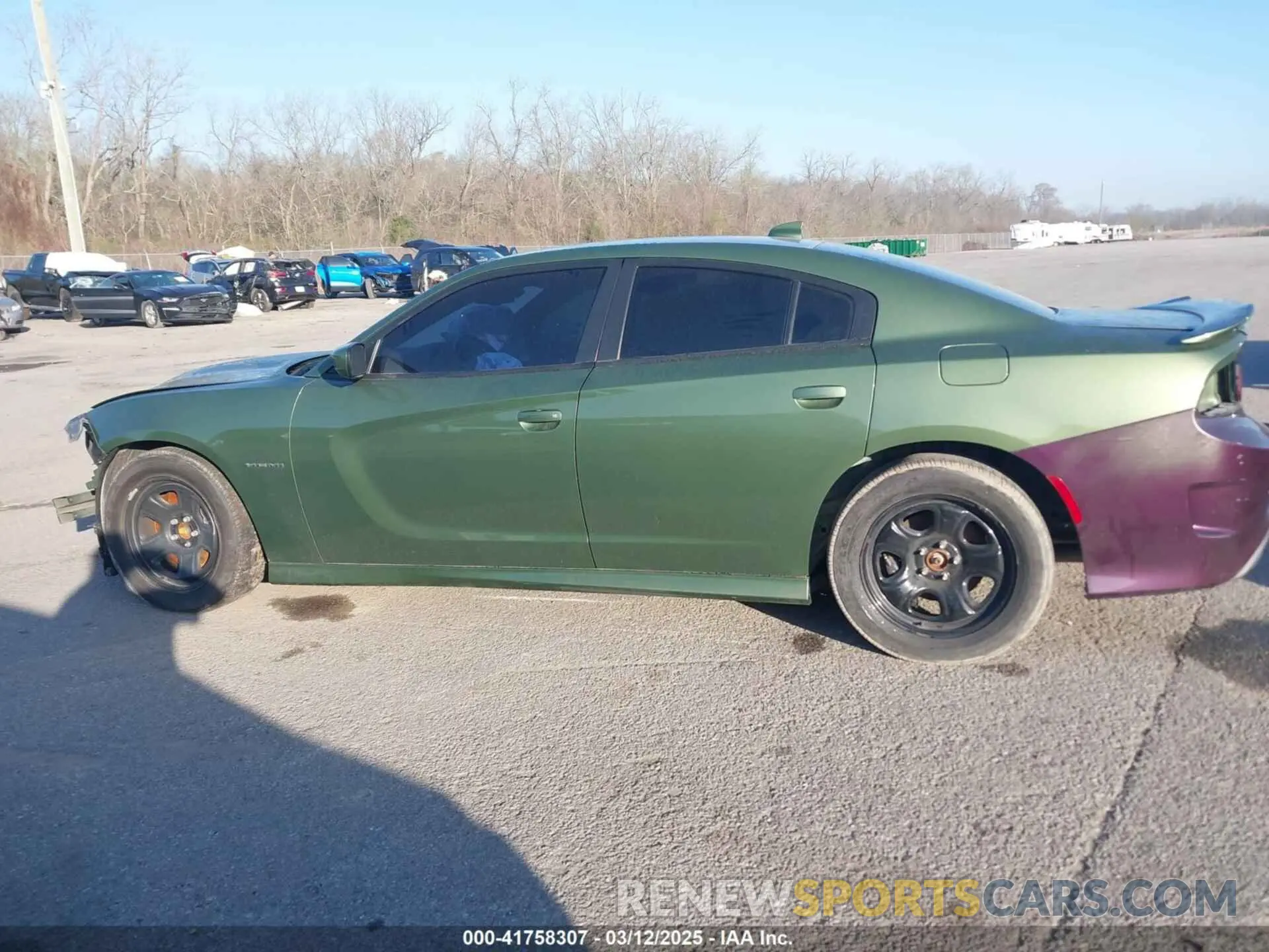 14 Photograph of a damaged car 2C3CDXCT6NH202445 DODGE CHARGER 2022