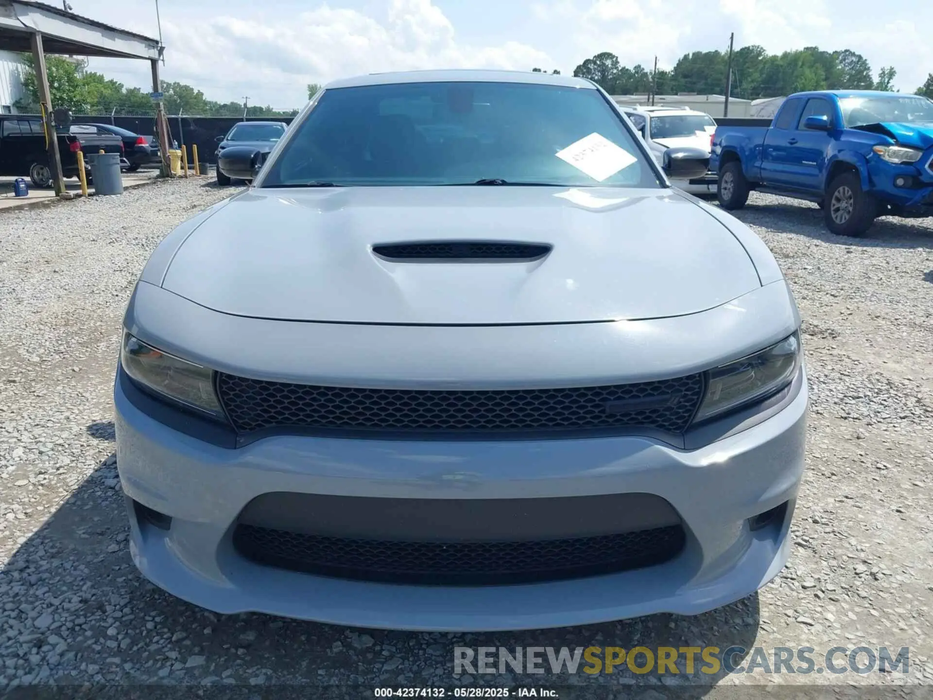 12 Photograph of a damaged car 2C3CDXCT6NH240418 DODGE CHARGER 2022