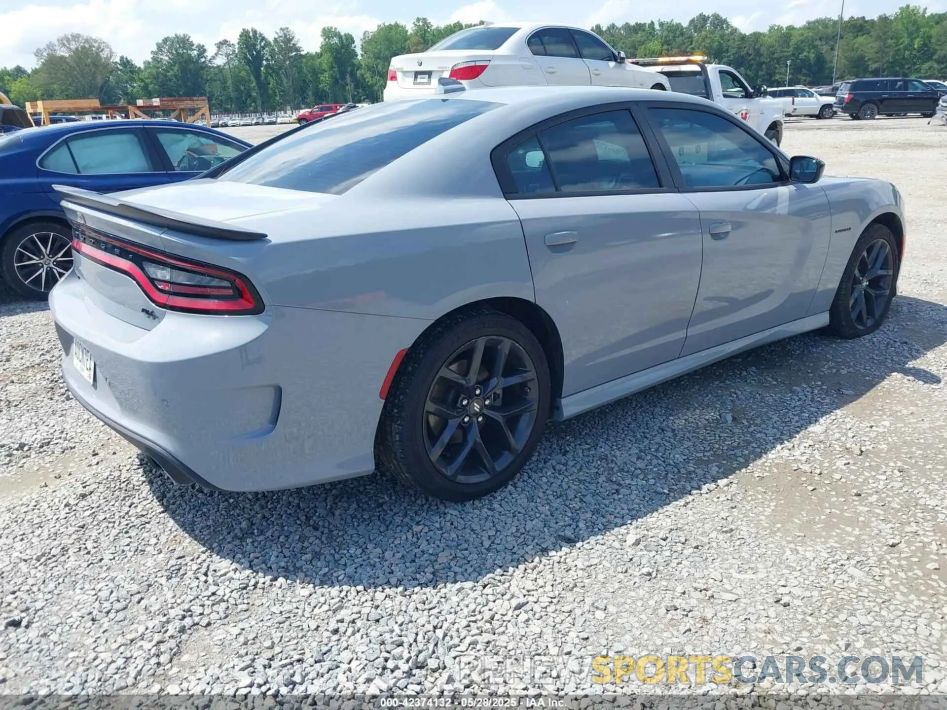 4 Photograph of a damaged car 2C3CDXCT6NH240418 DODGE CHARGER 2022