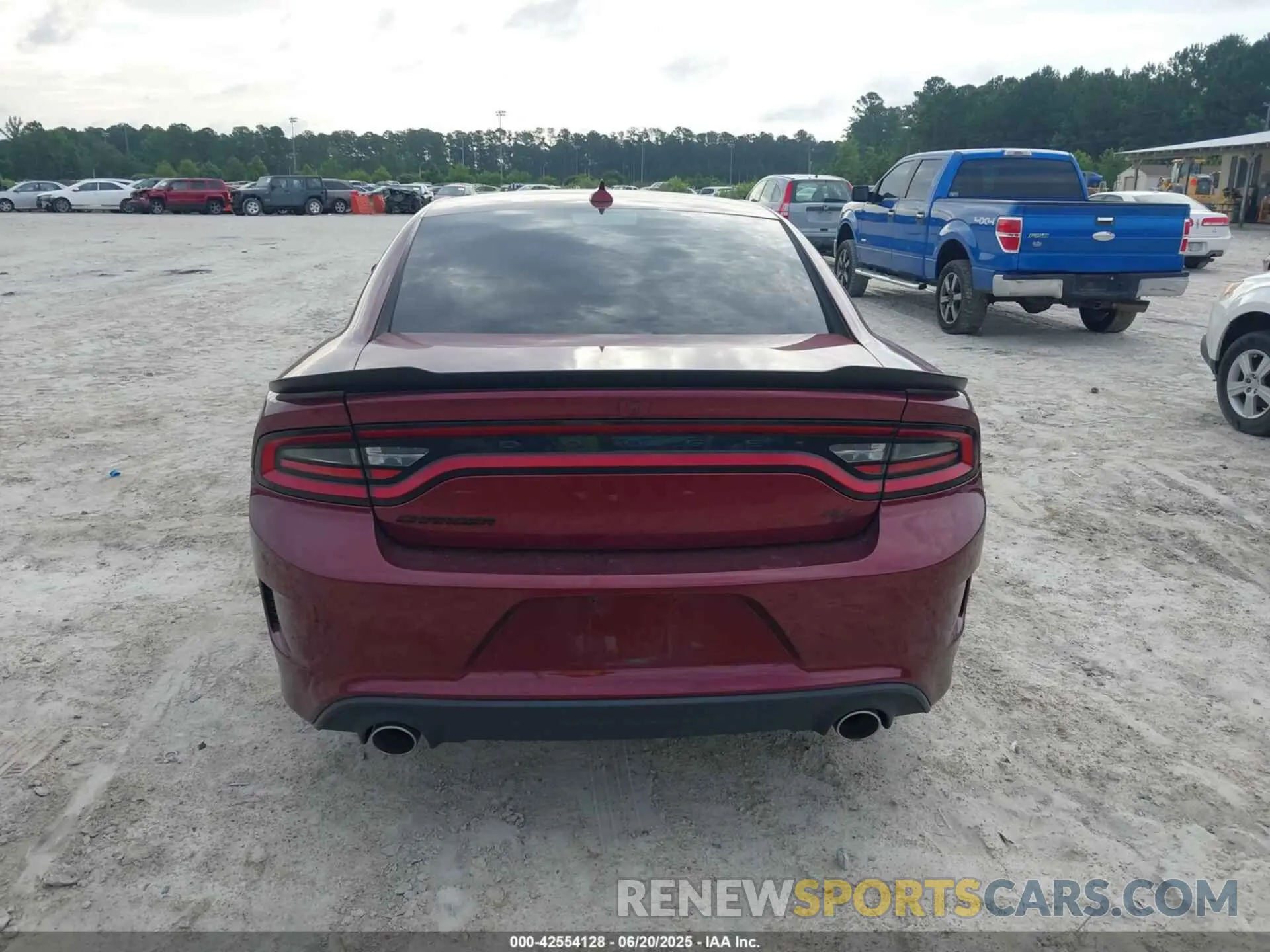 16 Photograph of a damaged car 2C3CDXCT6NH244338 DODGE CHARGER 2022