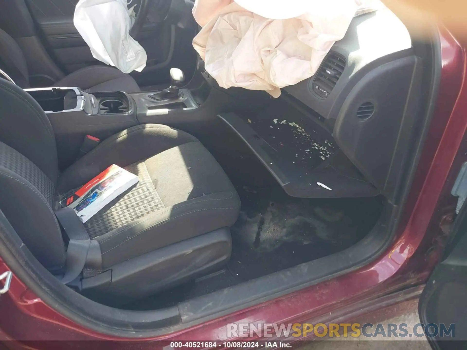 5 Photograph of a damaged car 2C3CDXCT7NH142031 DODGE CHARGER 2022