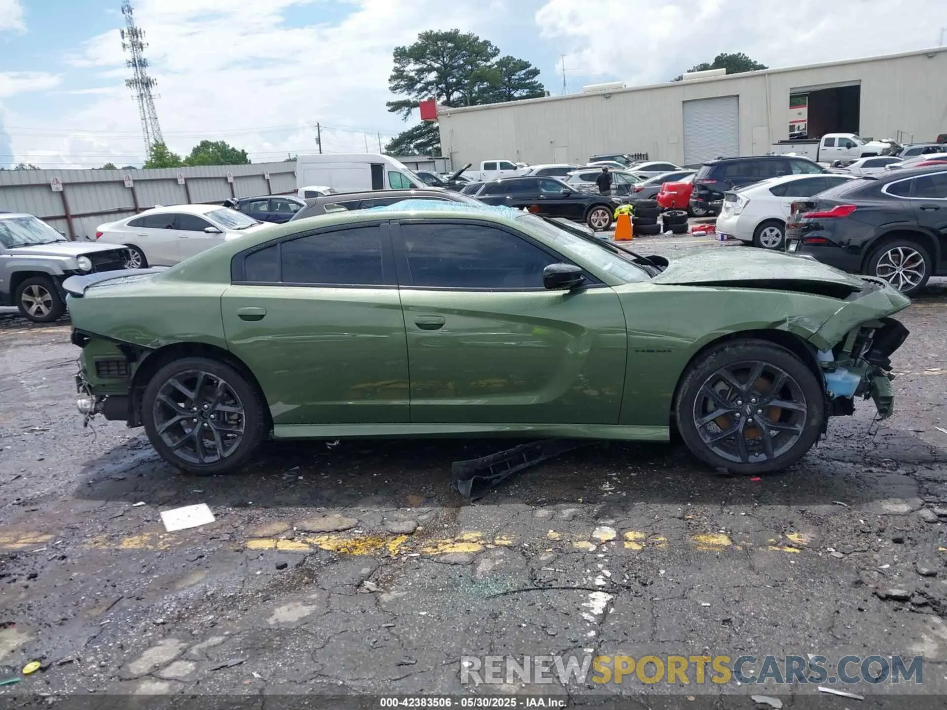 13 Photograph of a damaged car 2C3CDXCT7NH236149 DODGE CHARGER 2022