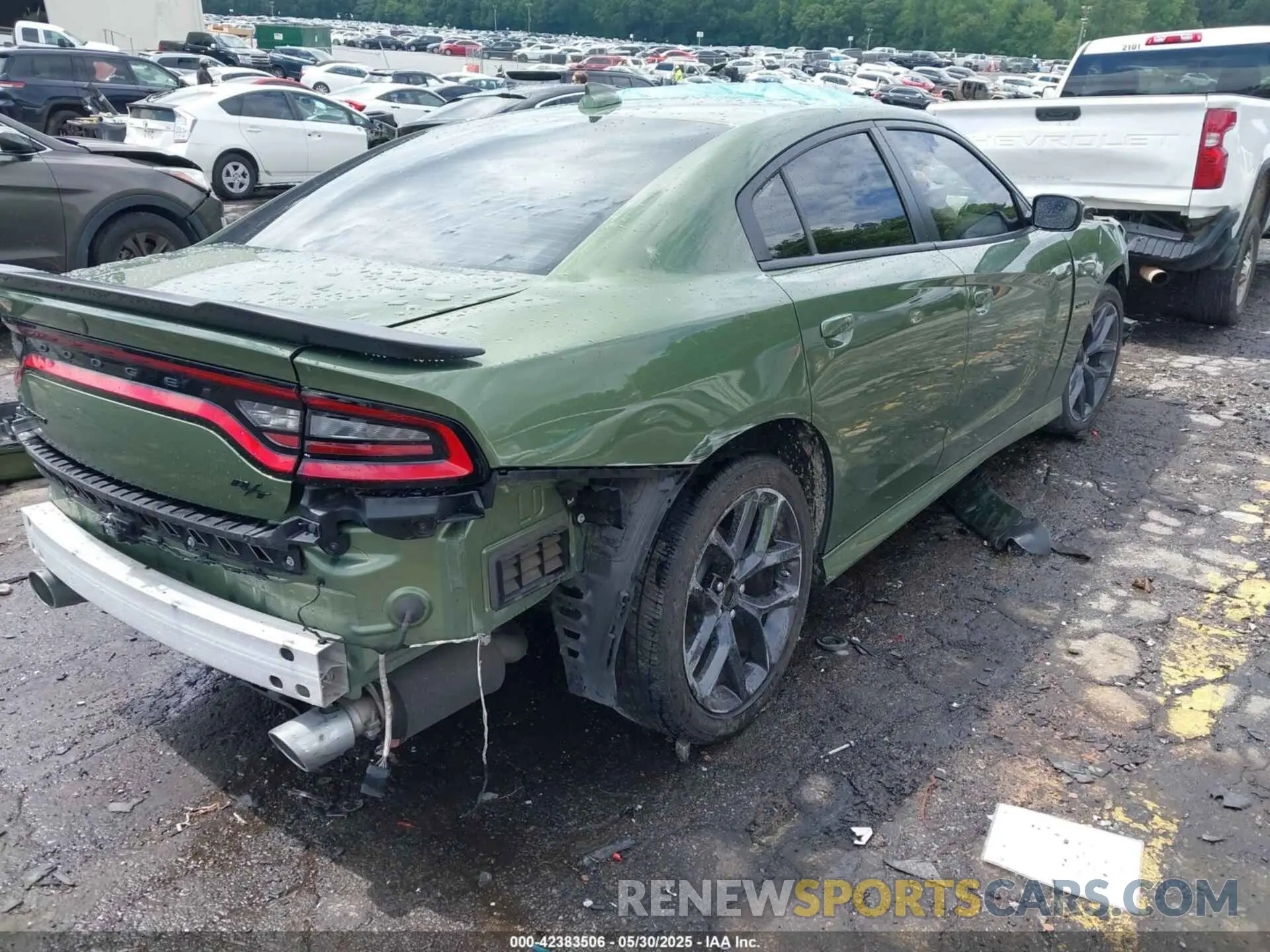 4 Photograph of a damaged car 2C3CDXCT7NH236149 DODGE CHARGER 2022