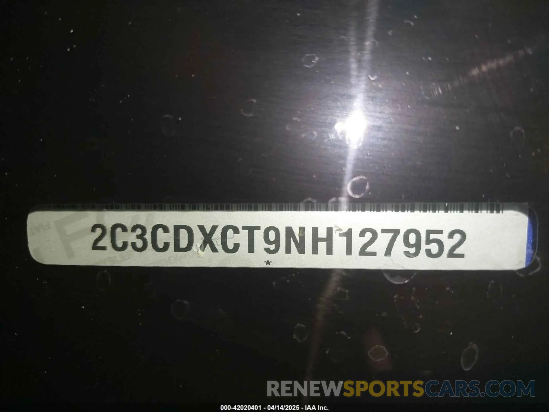 18 Photograph of a damaged car 2C3CDXCT9NH127952 DODGE CHARGER 2022