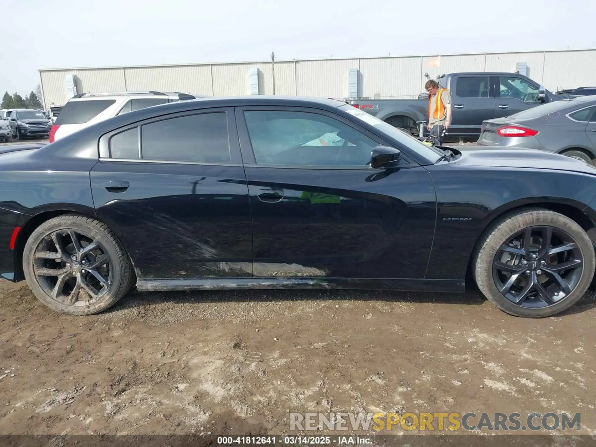 14 Photograph of a damaged car 2C3CDXCTXNH170292 DODGE CHARGER 2022