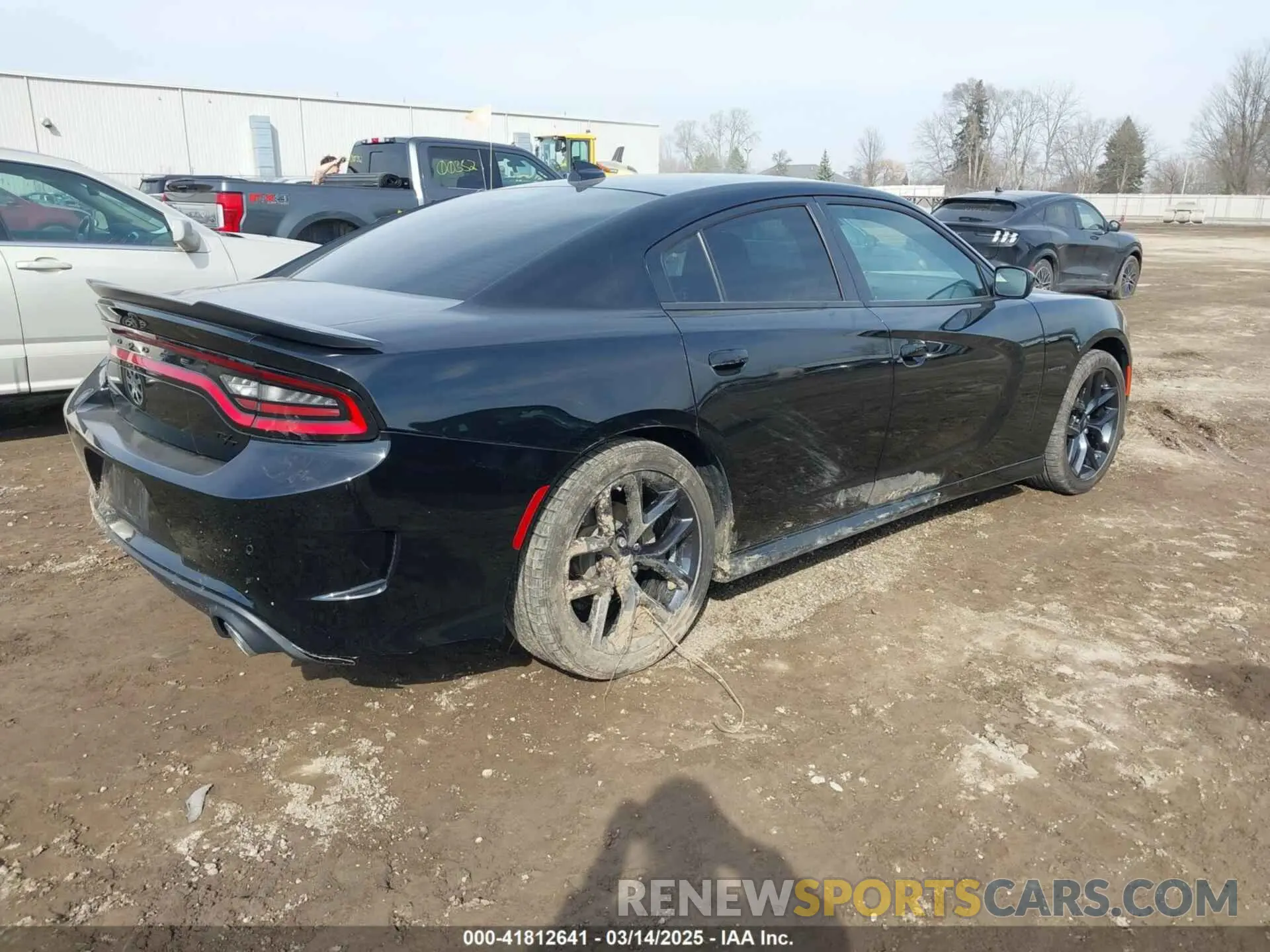 4 Photograph of a damaged car 2C3CDXCTXNH170292 DODGE CHARGER 2022