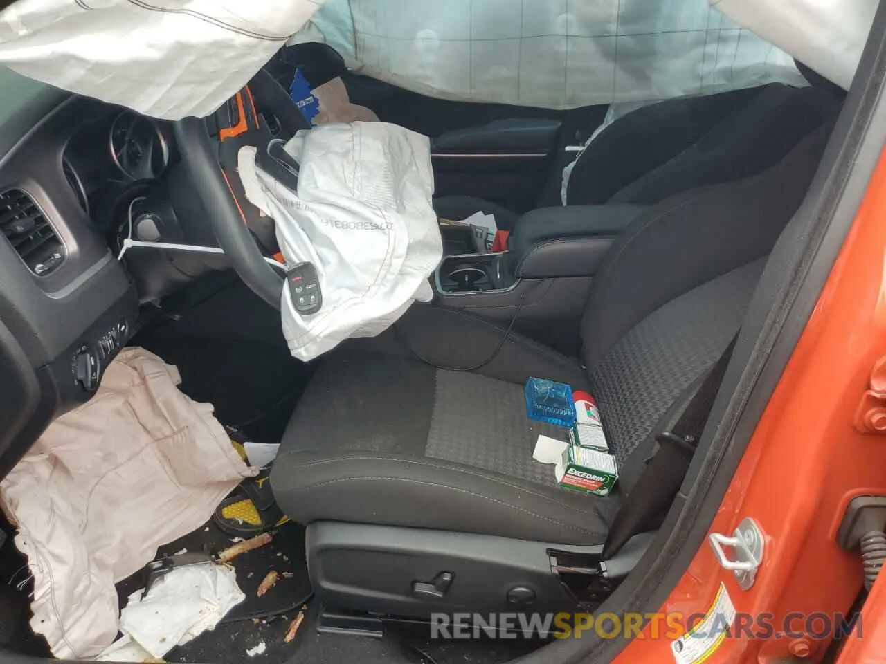 7 Photograph of a damaged car 2C3CDXCTXNH176240 DODGE CHARGER 2022