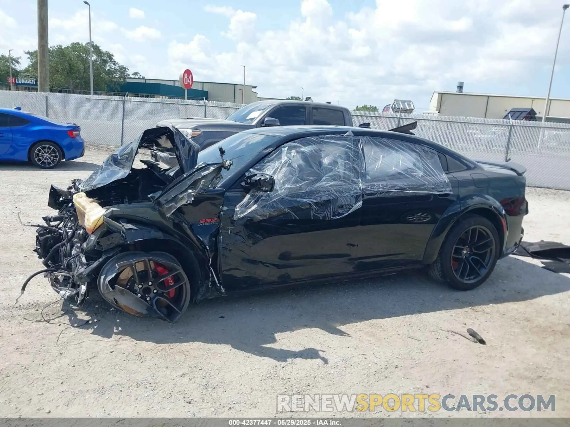 14 Photograph of a damaged car 2C3CDXGJ0NH135446 DODGE CHARGER 2022
