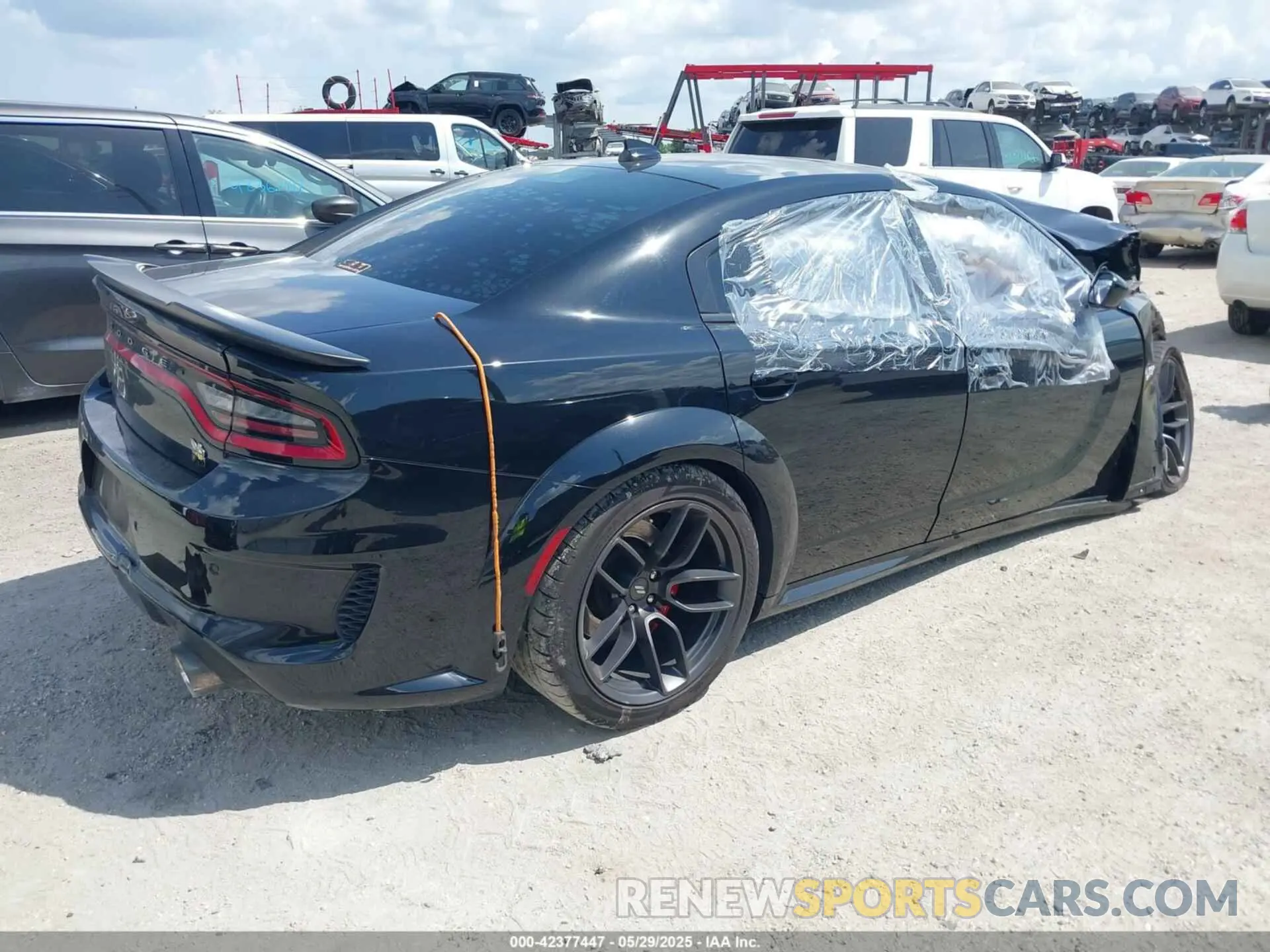 4 Photograph of a damaged car 2C3CDXGJ0NH135446 DODGE CHARGER 2022