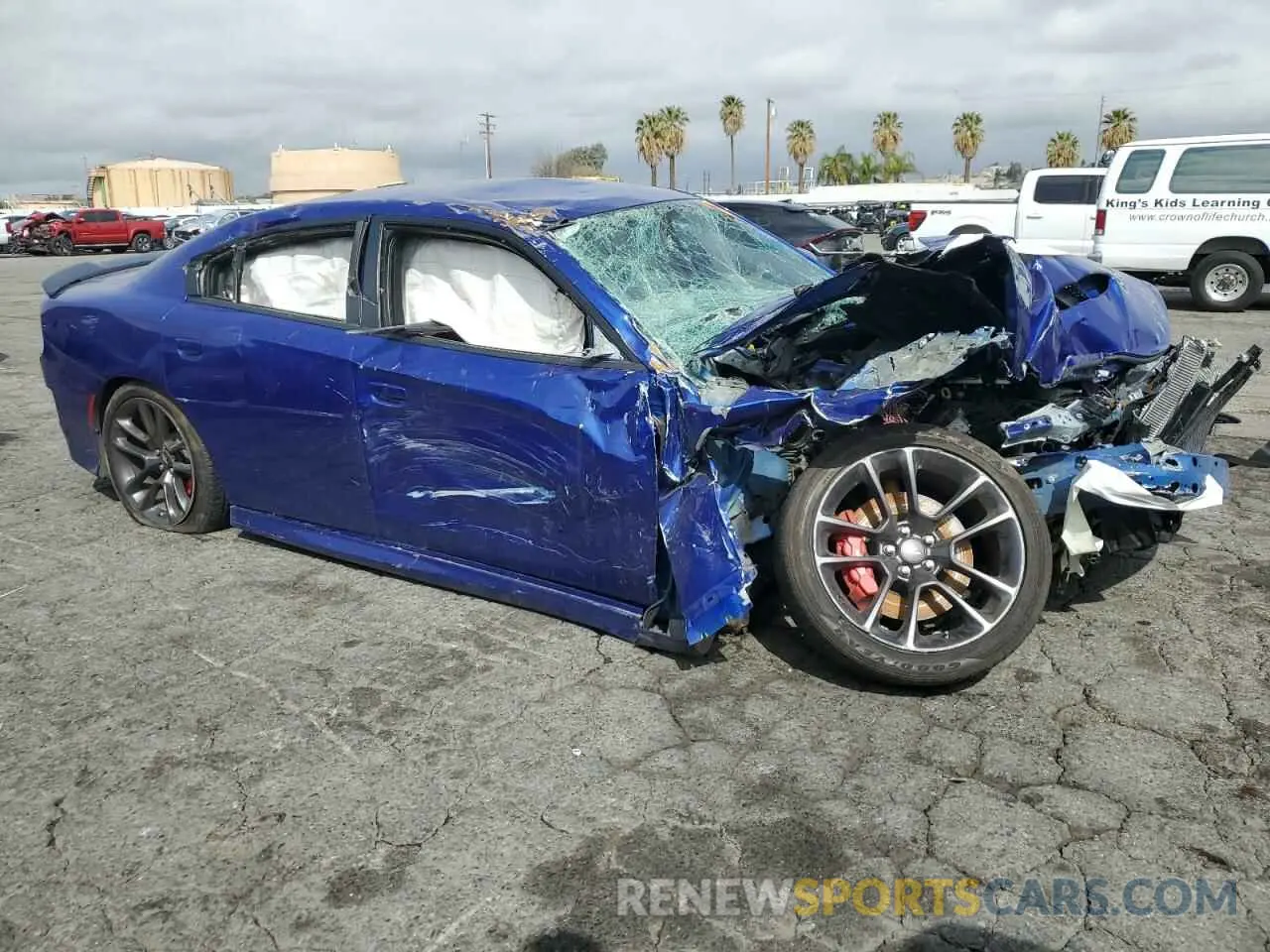 4 Photograph of a damaged car 2C3CDXGJ3NH136025 DODGE CHARGER 2022