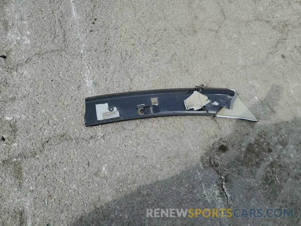 12 Photograph of a damaged car 2C3CDXGJ3NH147994 DODGE CHARGER 2022