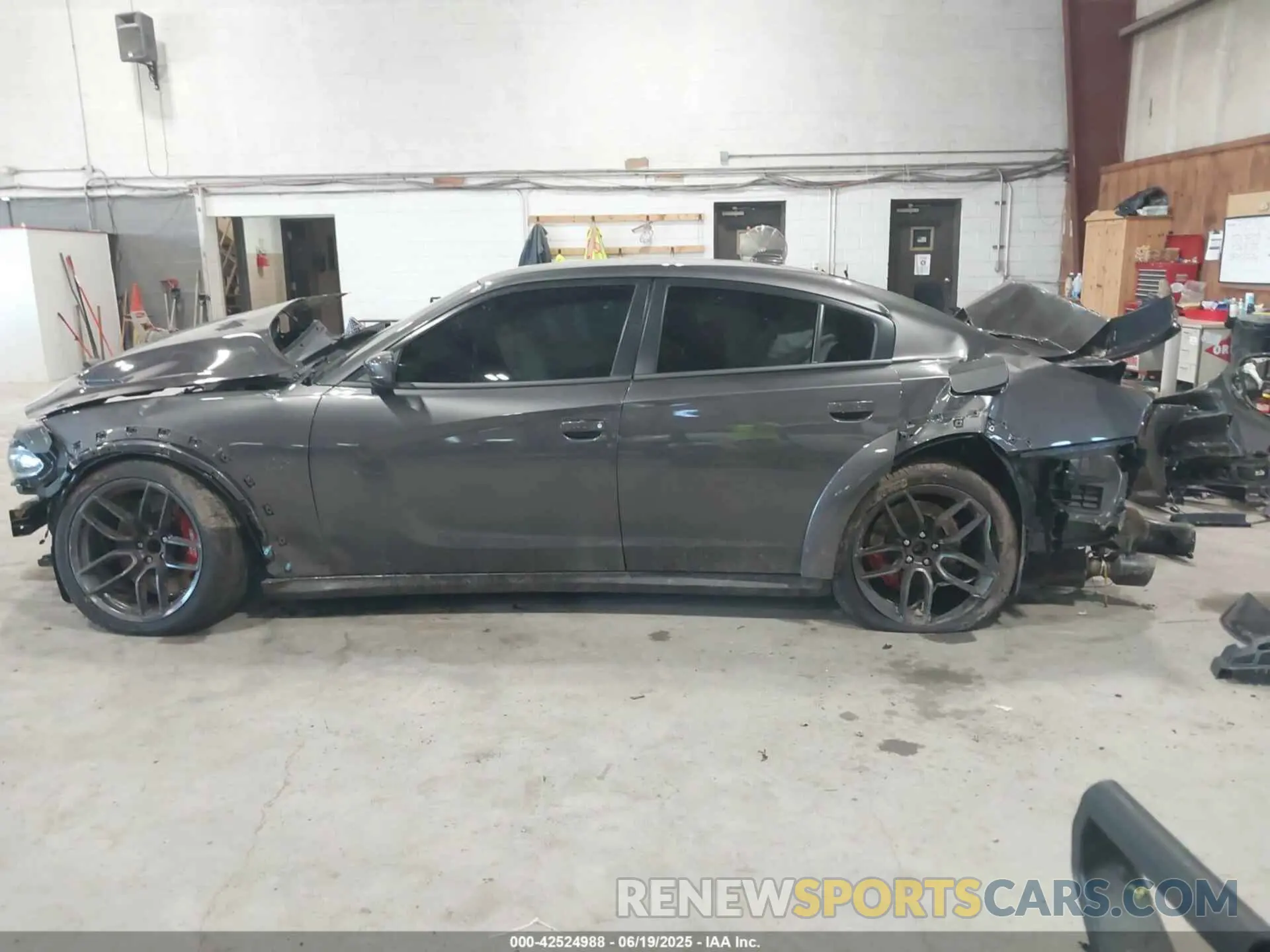 15 Photograph of a damaged car 2C3CDXGJ3NH220393 DODGE CHARGER 2022
