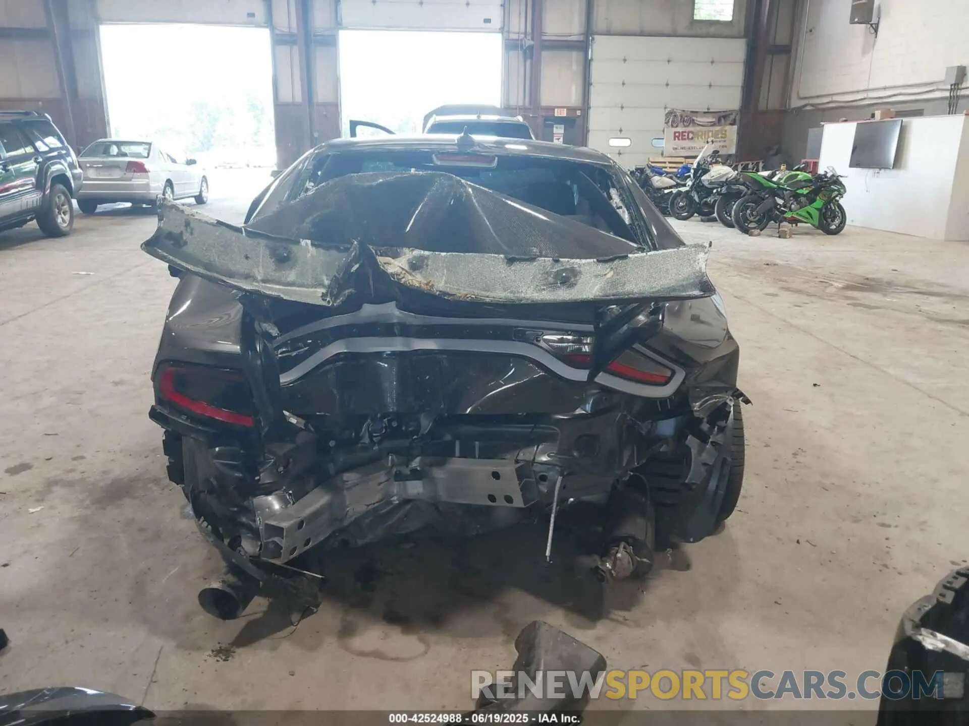 17 Photograph of a damaged car 2C3CDXGJ3NH220393 DODGE CHARGER 2022