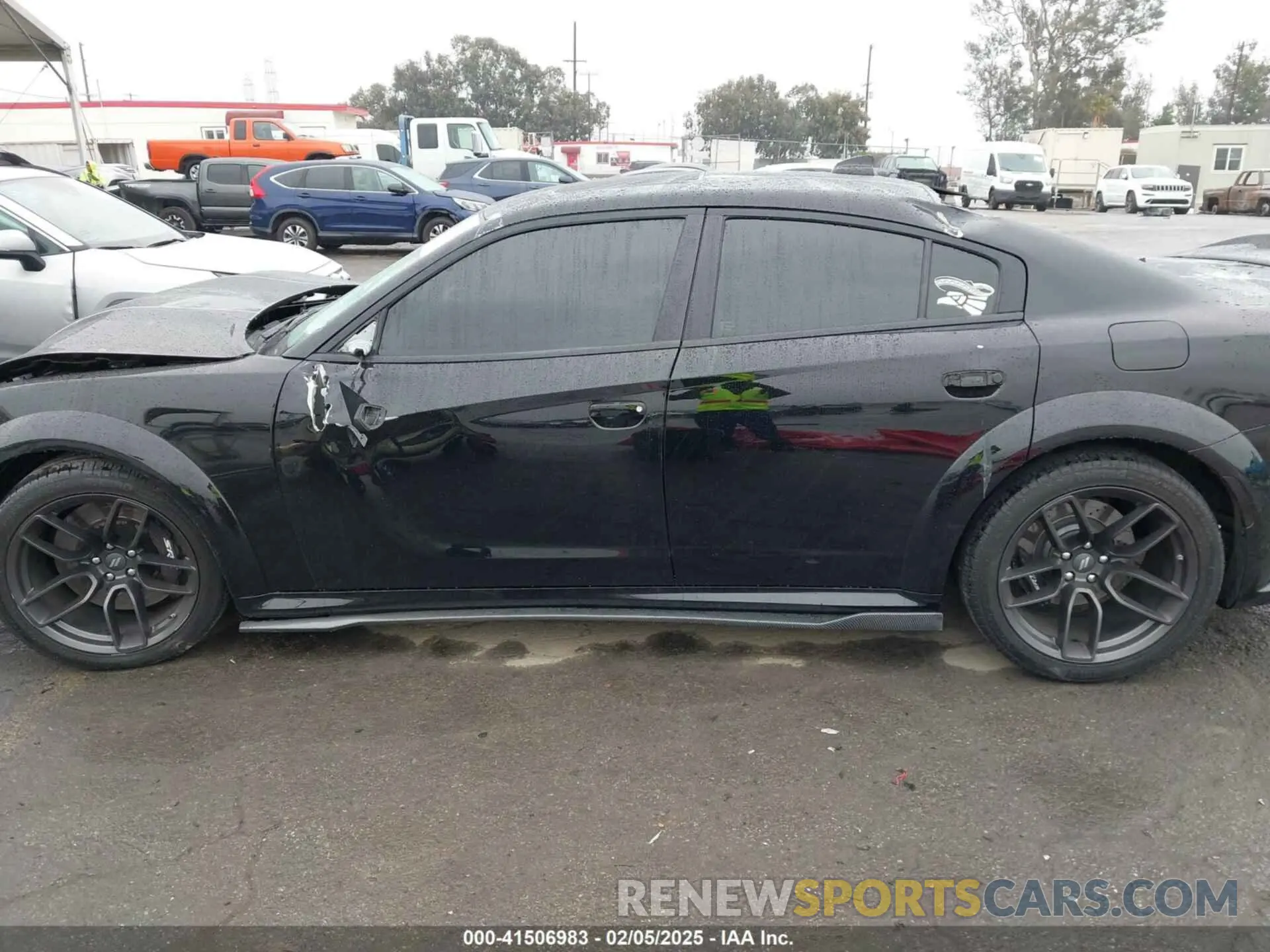 15 Photograph of a damaged car 2C3CDXGJ4NH159524 DODGE CHARGER 2022