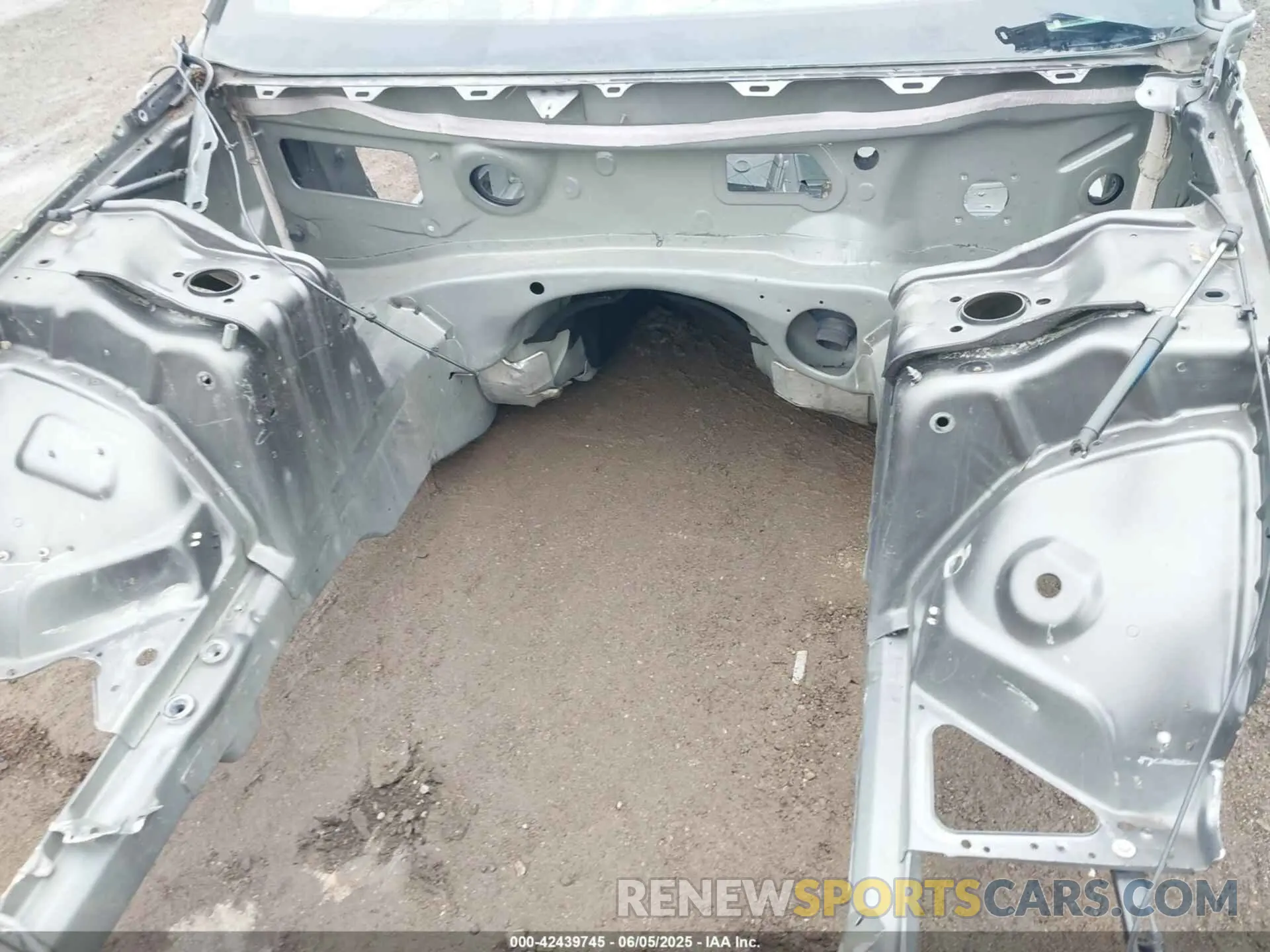 10 Photograph of a damaged car 2C3CDXGJ5NH122109 DODGE CHARGER 2022