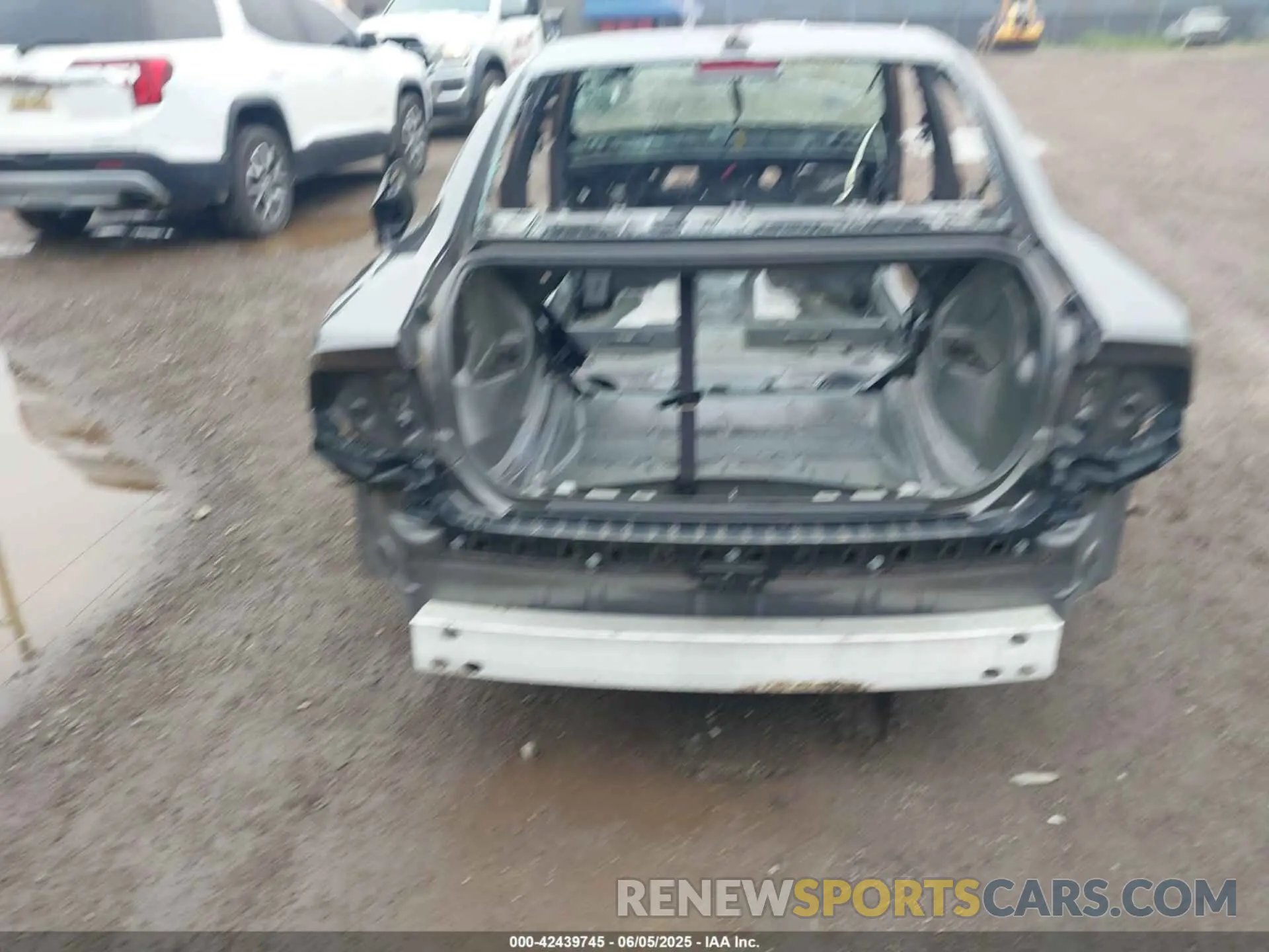 15 Photograph of a damaged car 2C3CDXGJ5NH122109 DODGE CHARGER 2022