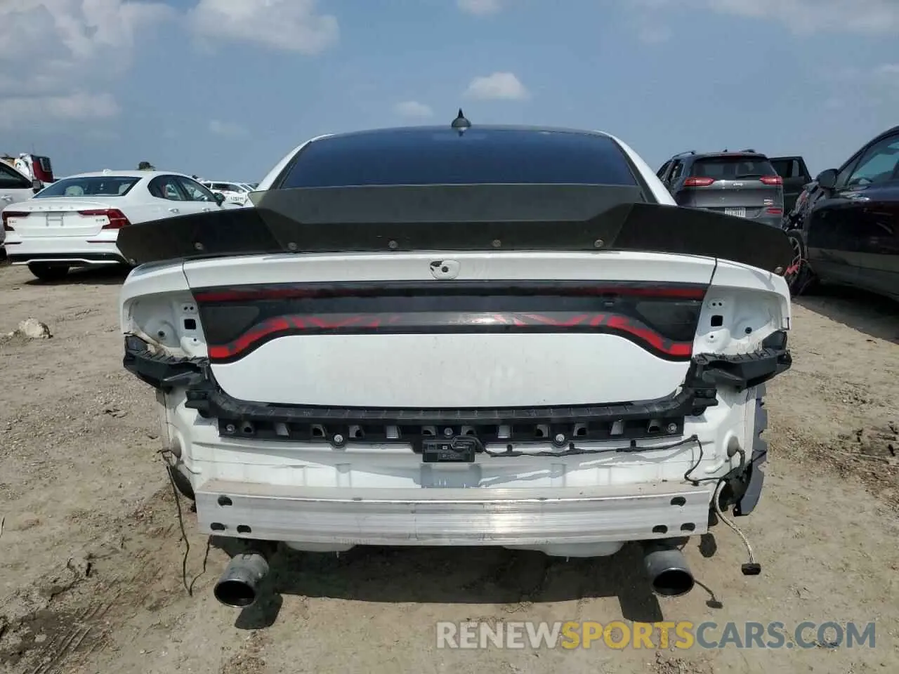 6 Photograph of a damaged car 2C3CDXGJ5NH136527 DODGE CHARGER 2022