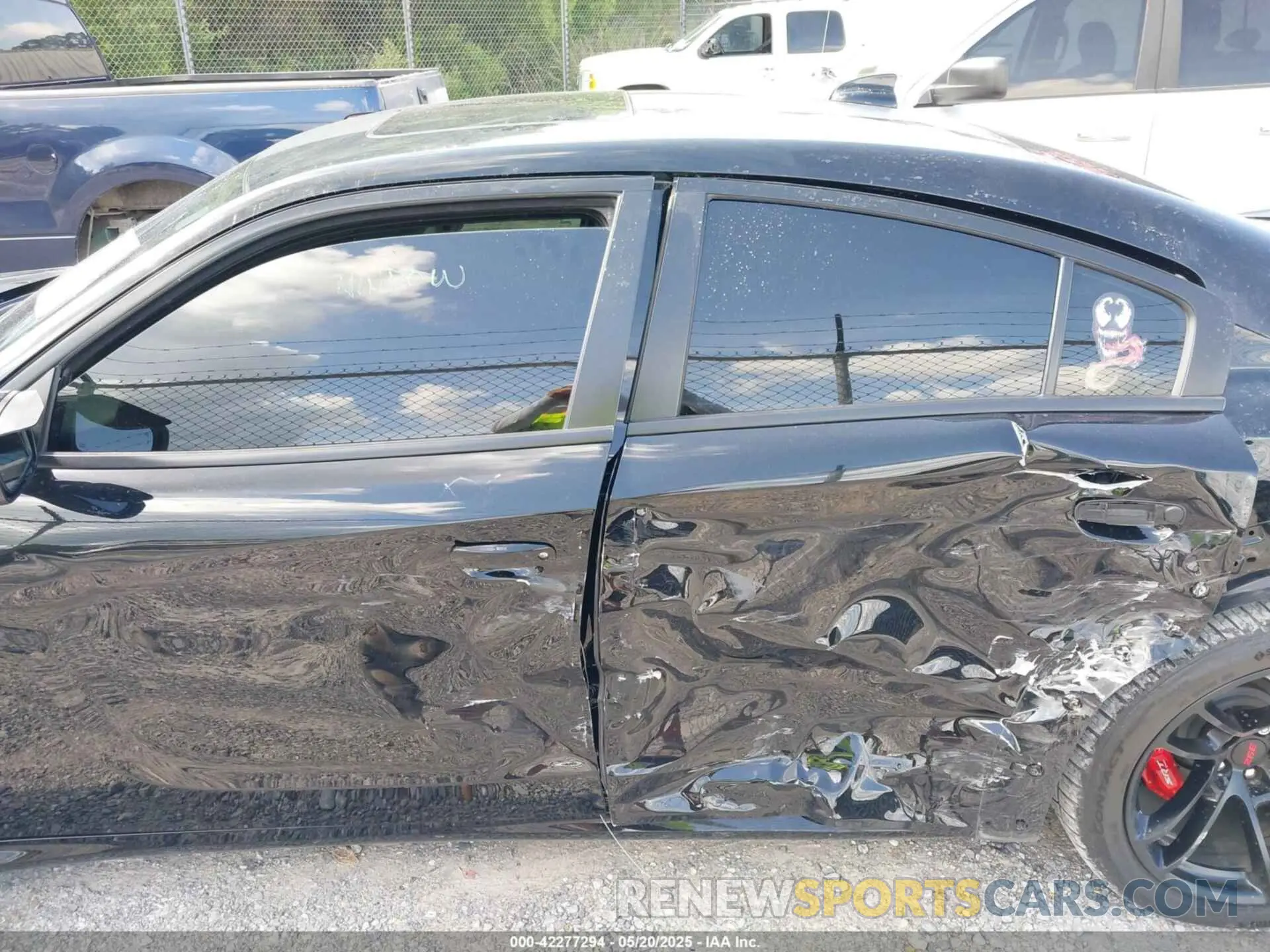 14 Photograph of a damaged car 2C3CDXGJ6NH102631 DODGE CHARGER 2022