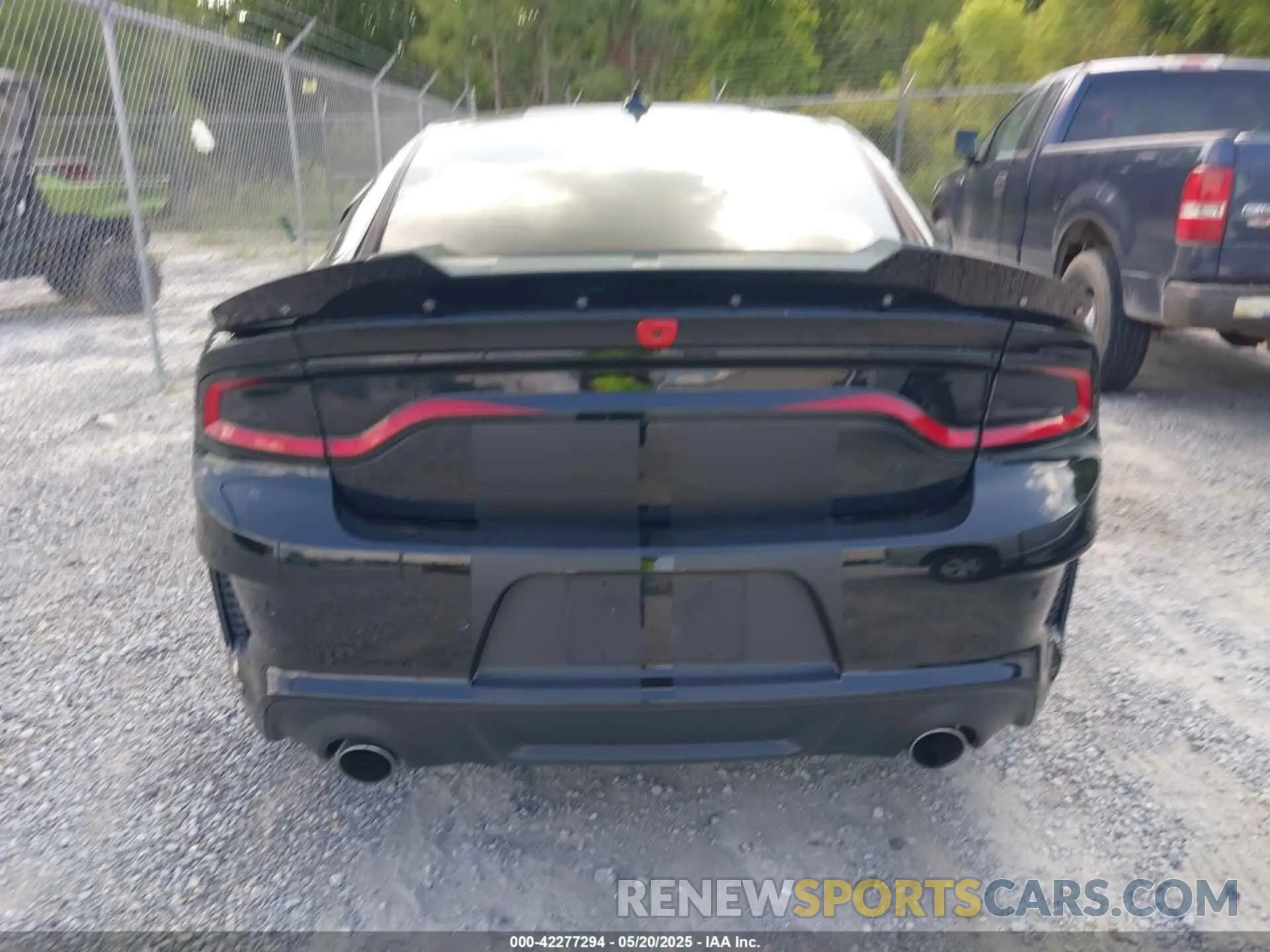 16 Photograph of a damaged car 2C3CDXGJ6NH102631 DODGE CHARGER 2022