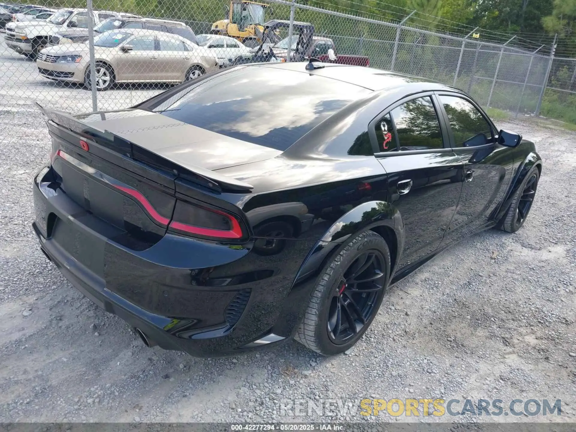 4 Photograph of a damaged car 2C3CDXGJ6NH102631 DODGE CHARGER 2022