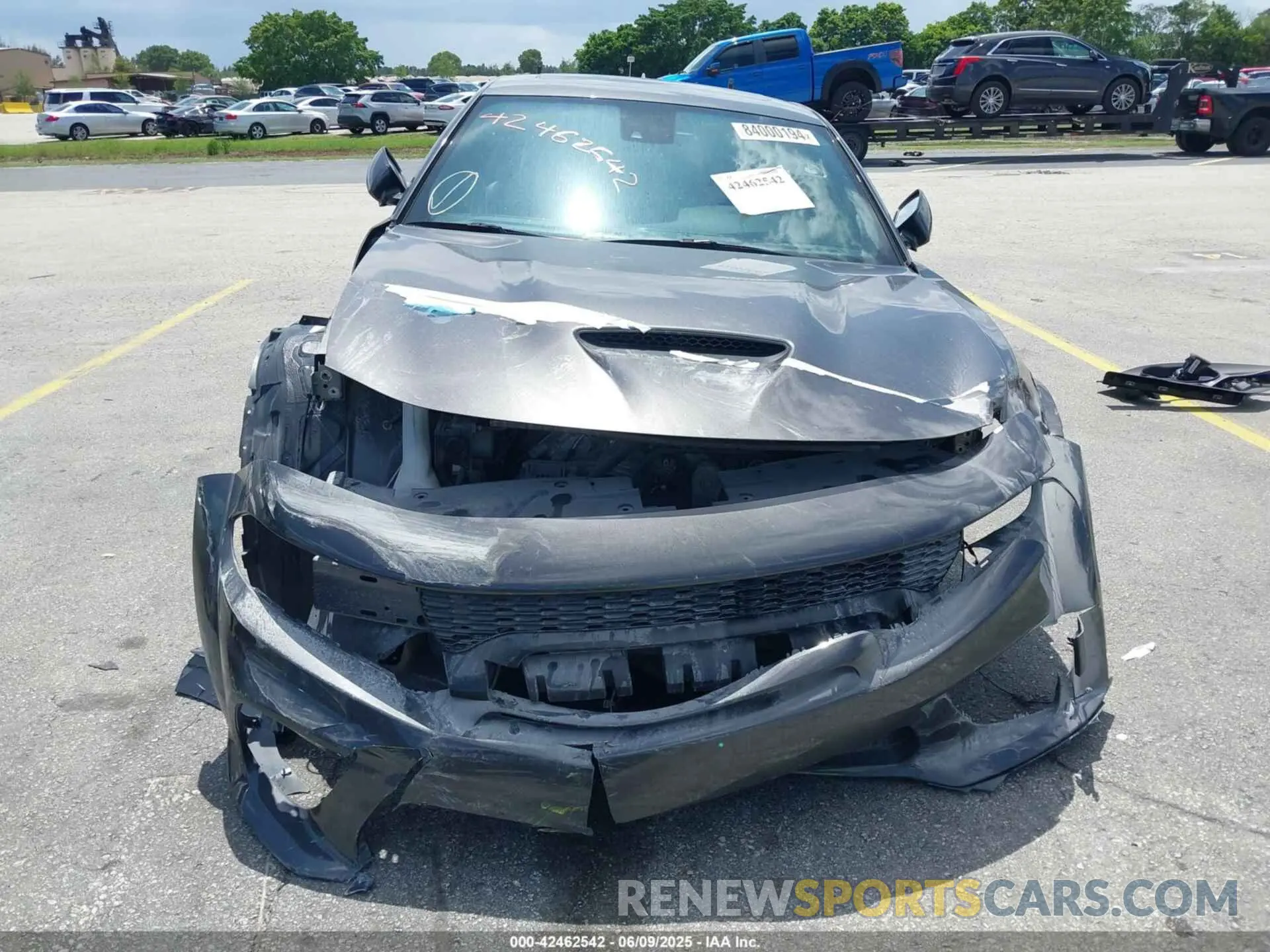 6 Photograph of a damaged car 2C3CDXGJ6NH173439 DODGE CHARGER 2022