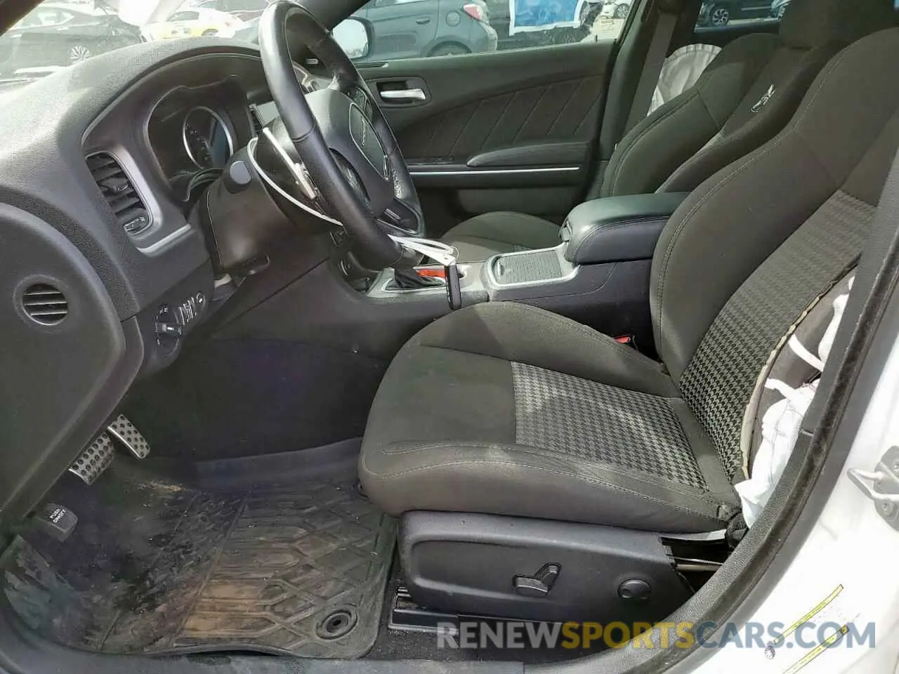 7 Photograph of a damaged car 2C3CDXGJ6NH208691 DODGE CHARGER 2022