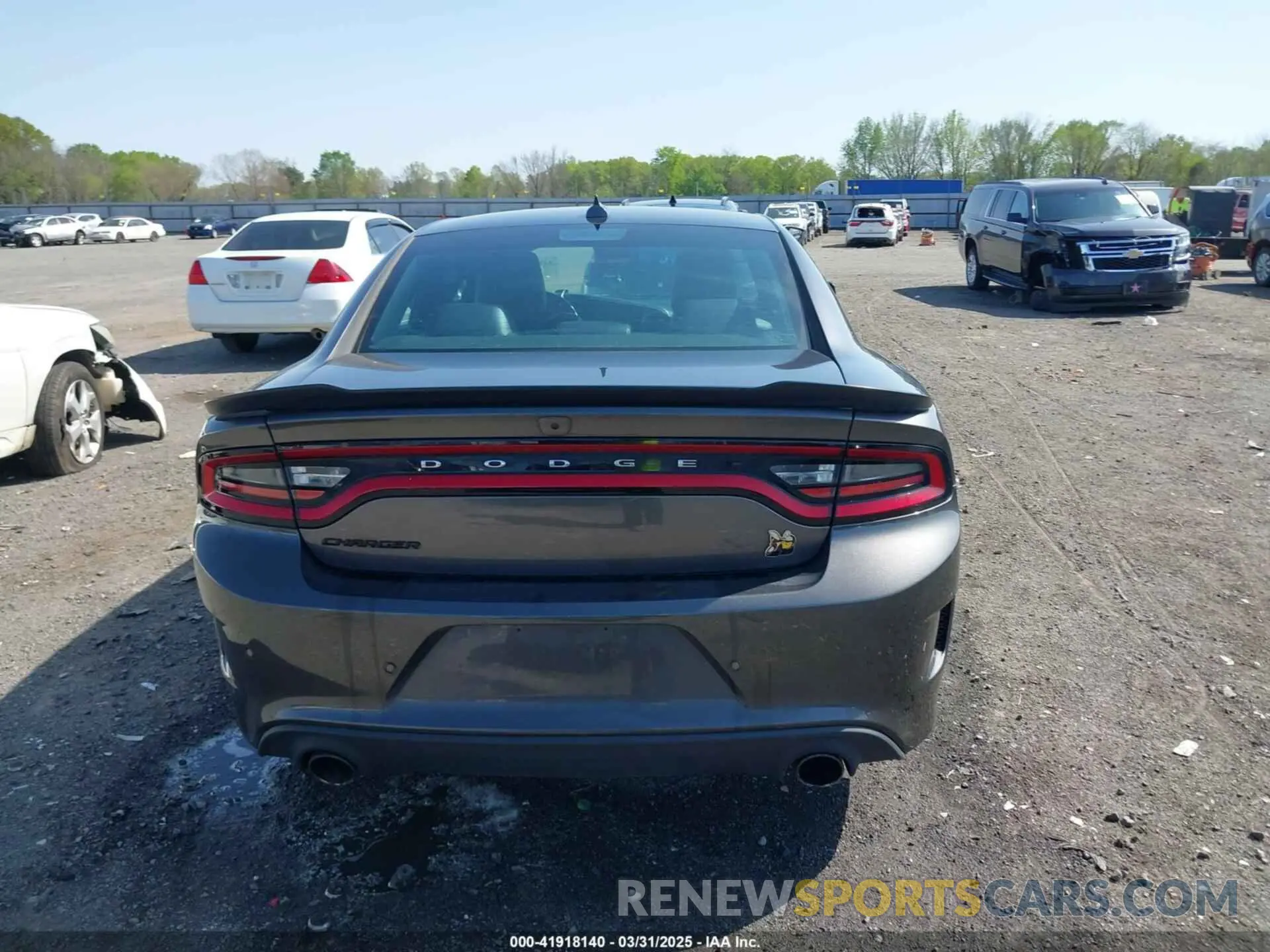 16 Photograph of a damaged car 2C3CDXGJ6NH264713 DODGE CHARGER 2022
