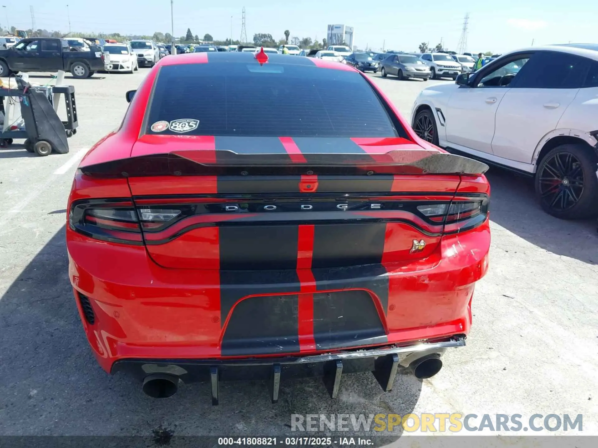 17 Photograph of a damaged car 2C3CDXGJ7NH229307 DODGE CHARGER 2022