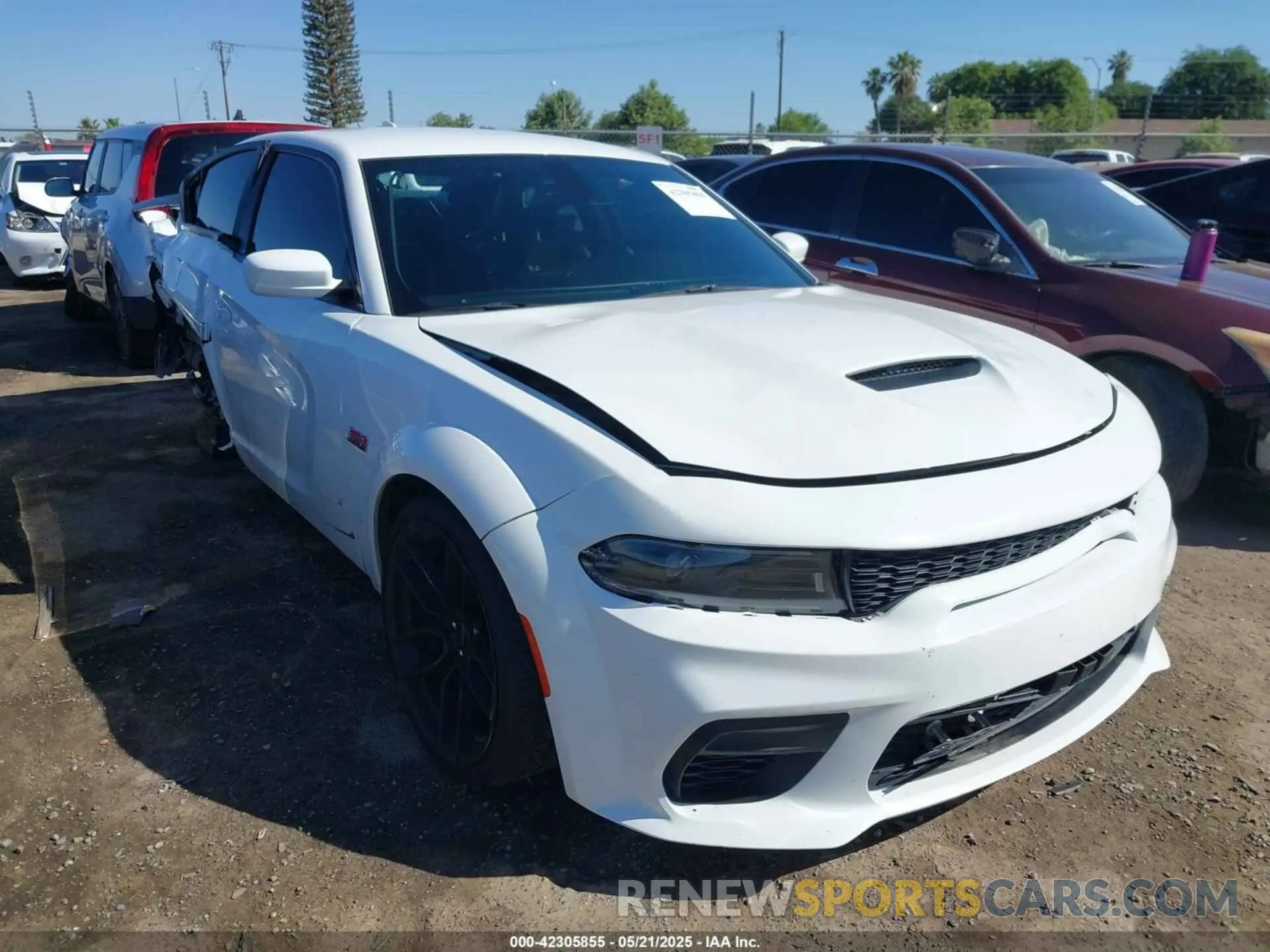 1 Photograph of a damaged car 2C3CDXGJ8NH105126 DODGE CHARGER 2022
