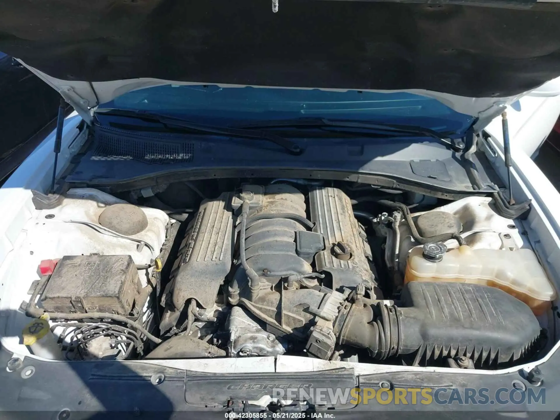 10 Photograph of a damaged car 2C3CDXGJ8NH105126 DODGE CHARGER 2022