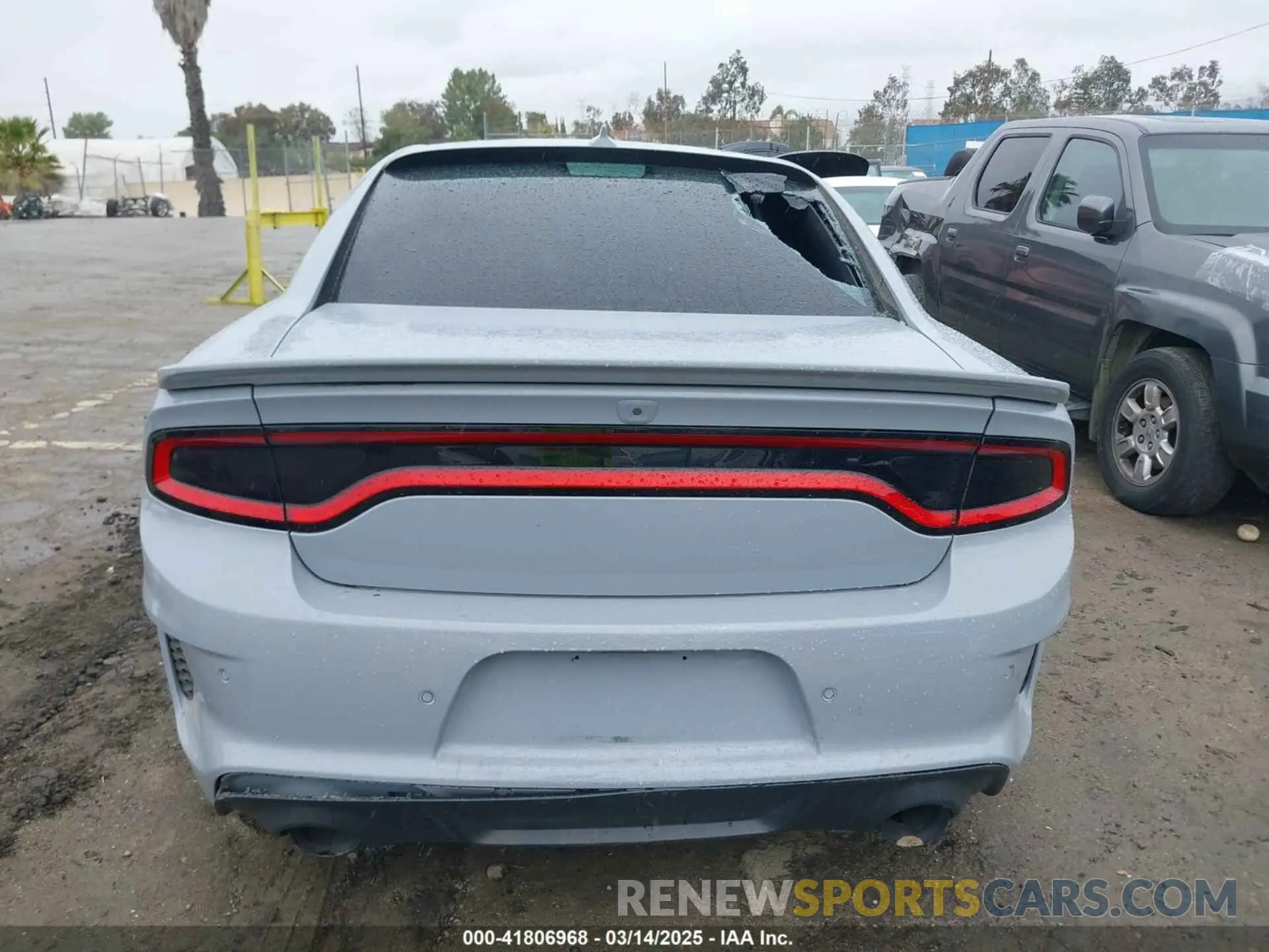 15 Photograph of a damaged car 2C3CDXGJ9NH104826 DODGE CHARGER 2022