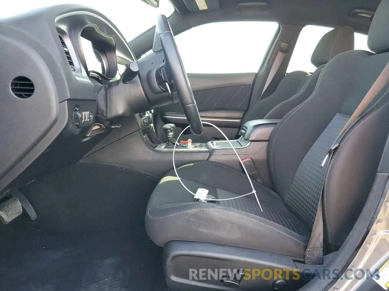 7 Photograph of a damaged car 2C3CDXHG4NH157324 DODGE CHARGER 2022