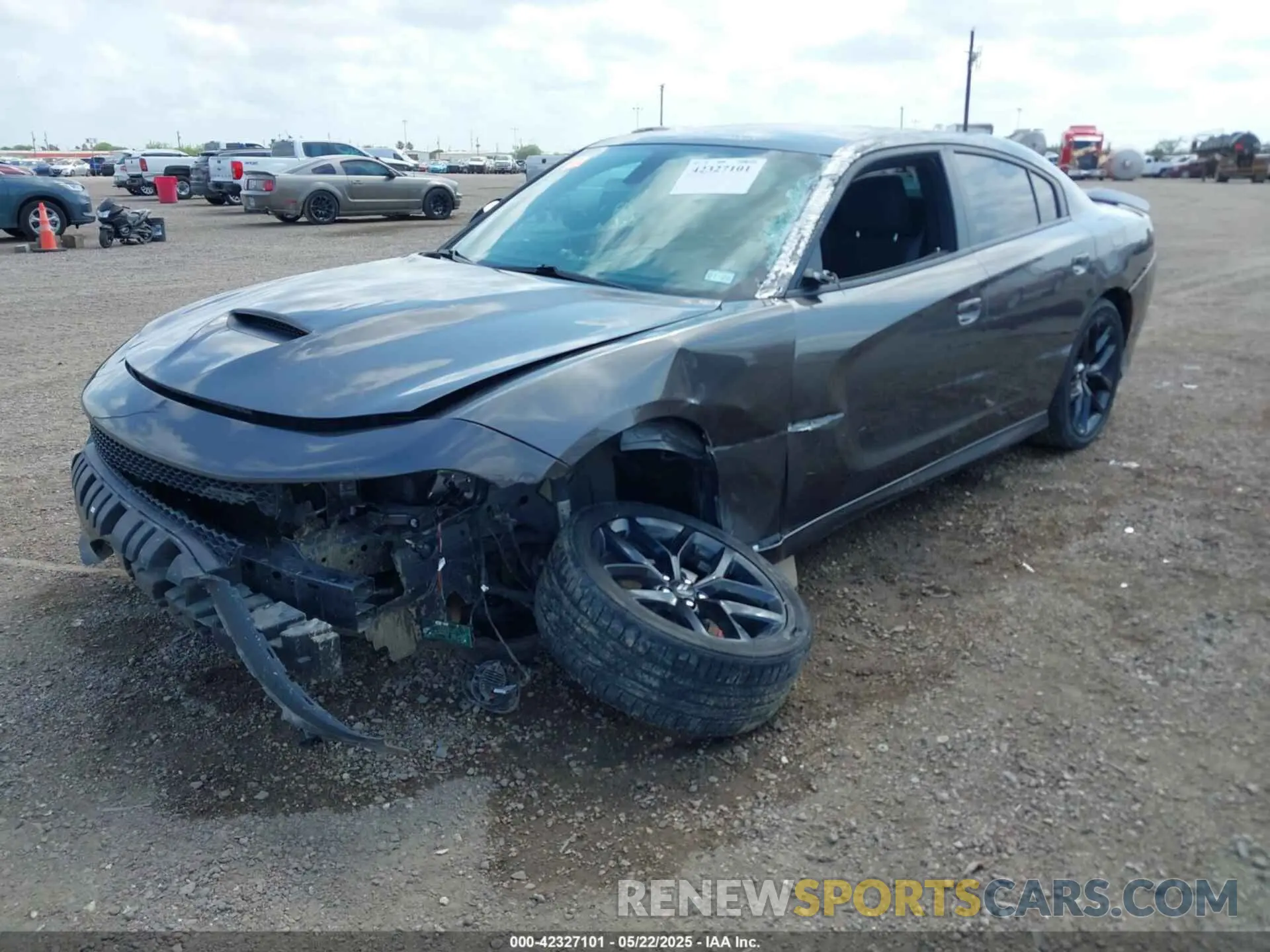 2 Photograph of a damaged car 2C3CDXHG4NH157775 DODGE CHARGER 2022