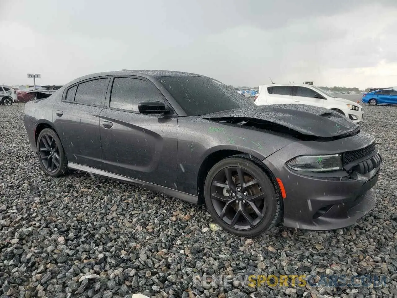4 Photograph of a damaged car 2C3CDXHG5NH138376 DODGE CHARGER 2022